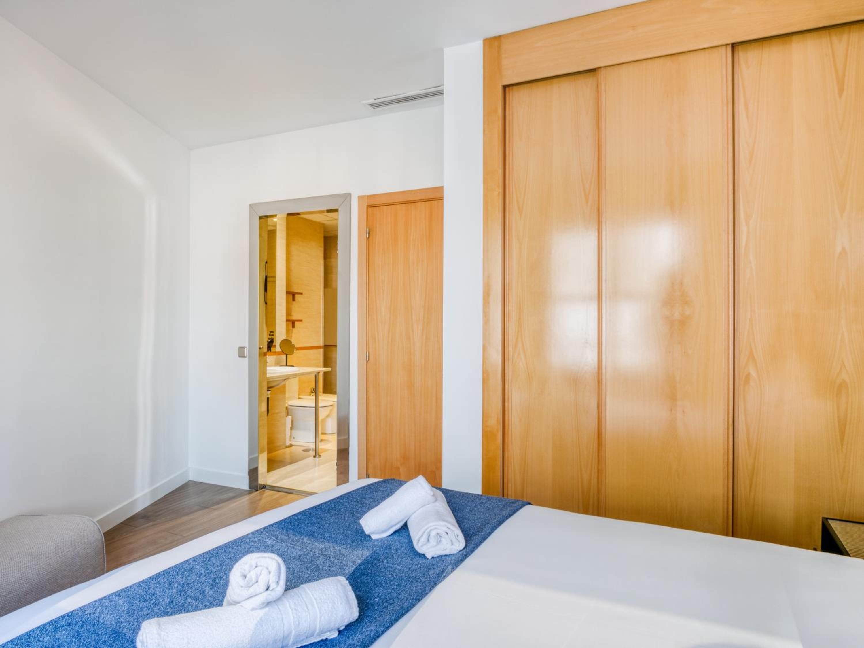 One-Bedroom Apartment XXL with rooftop terrace - Photo 11