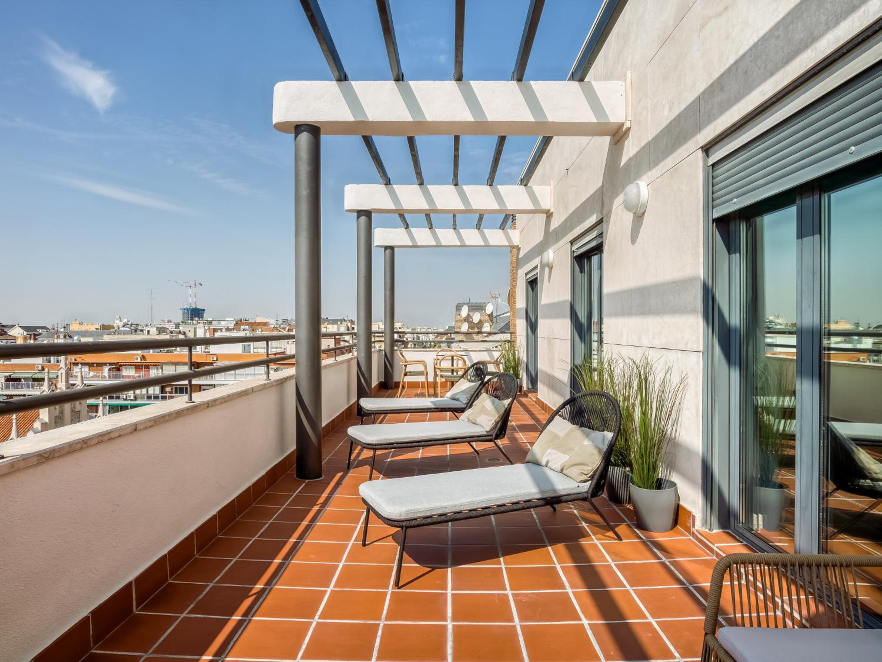 One-Bedroom Apartment XXL with rooftop terrace - Photo 9