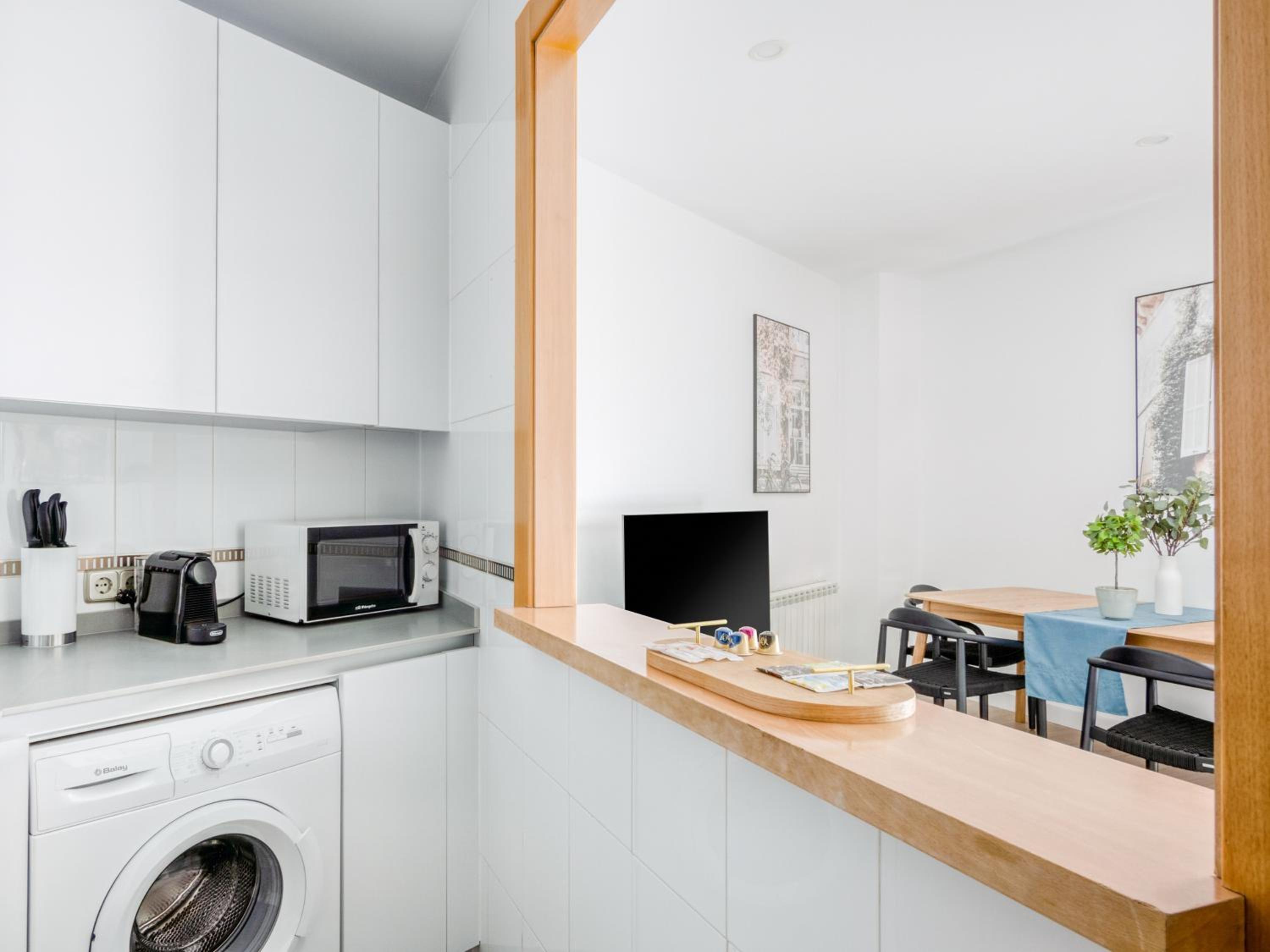 One-Bedroom Apartment XL - Photo 8