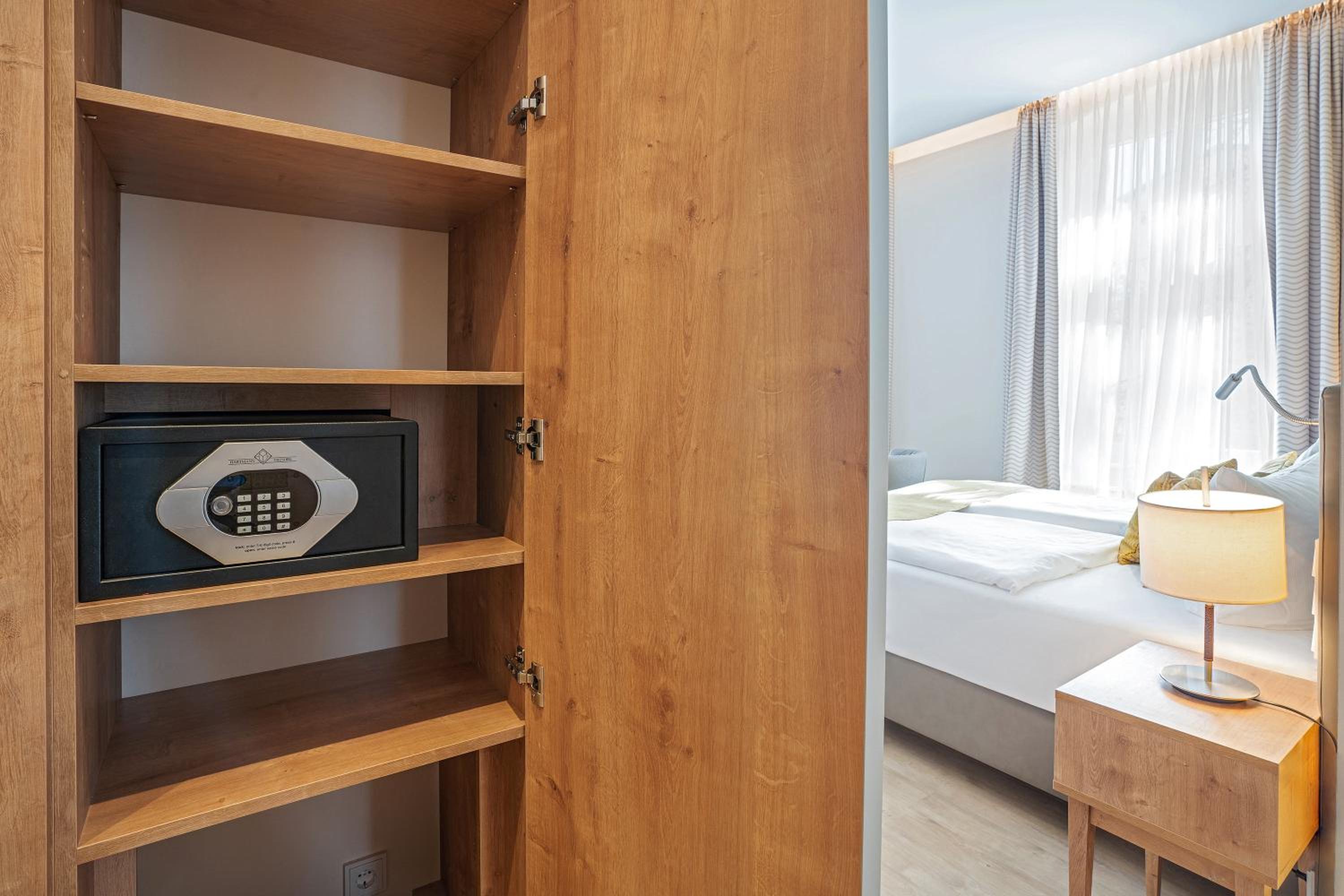 Double Room with Balcony - Annex