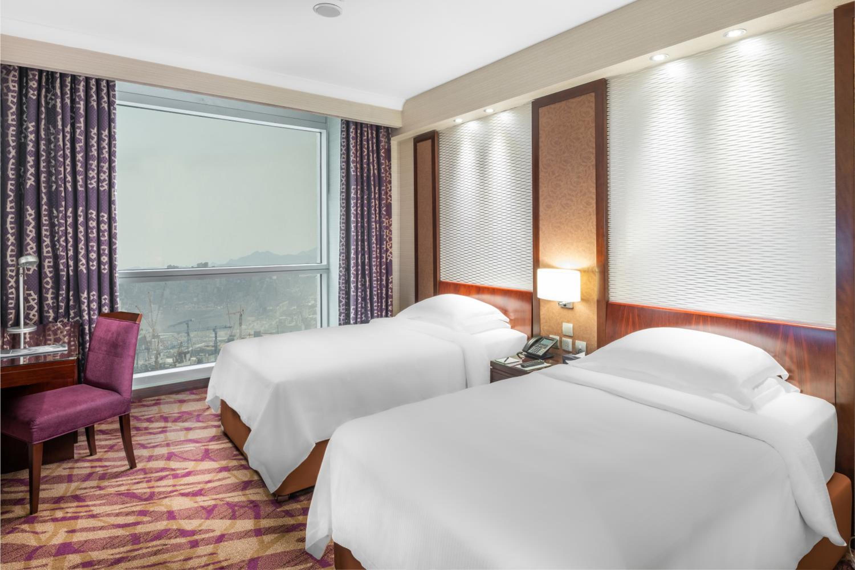 Spacious Room – Twin Bed