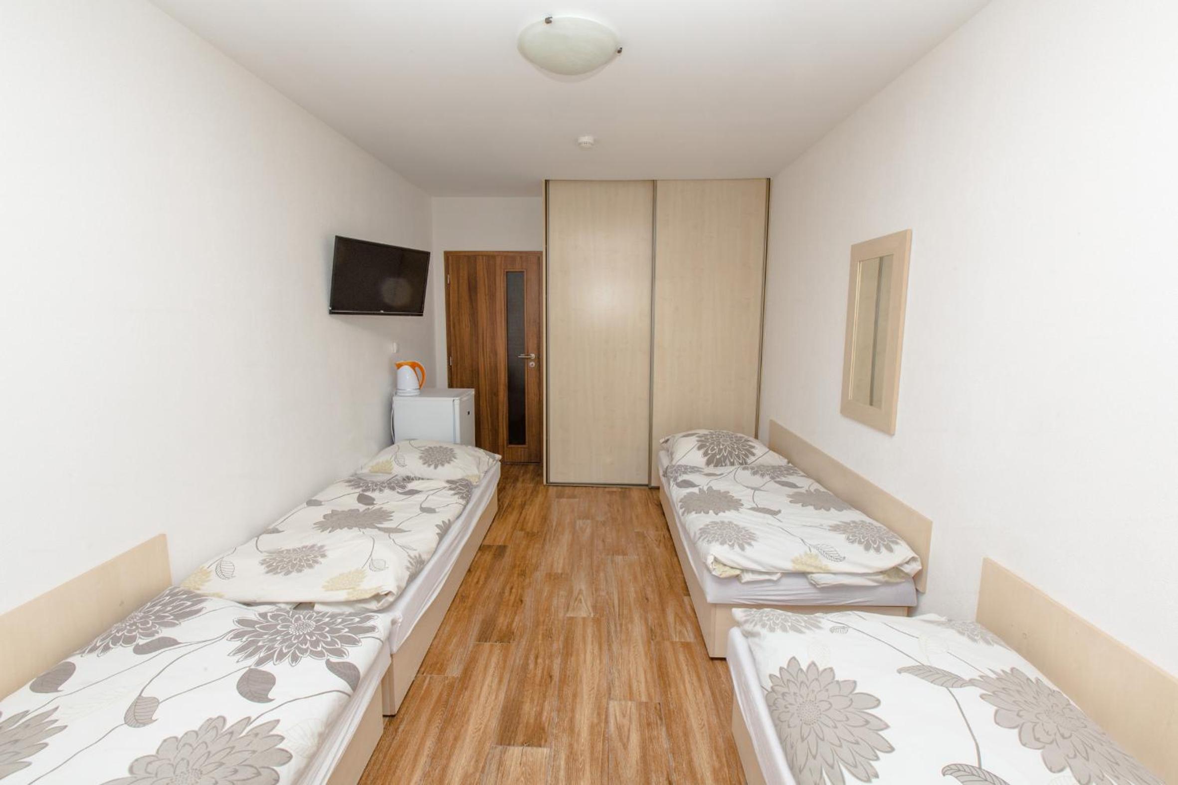 Quadruple Room photo 2