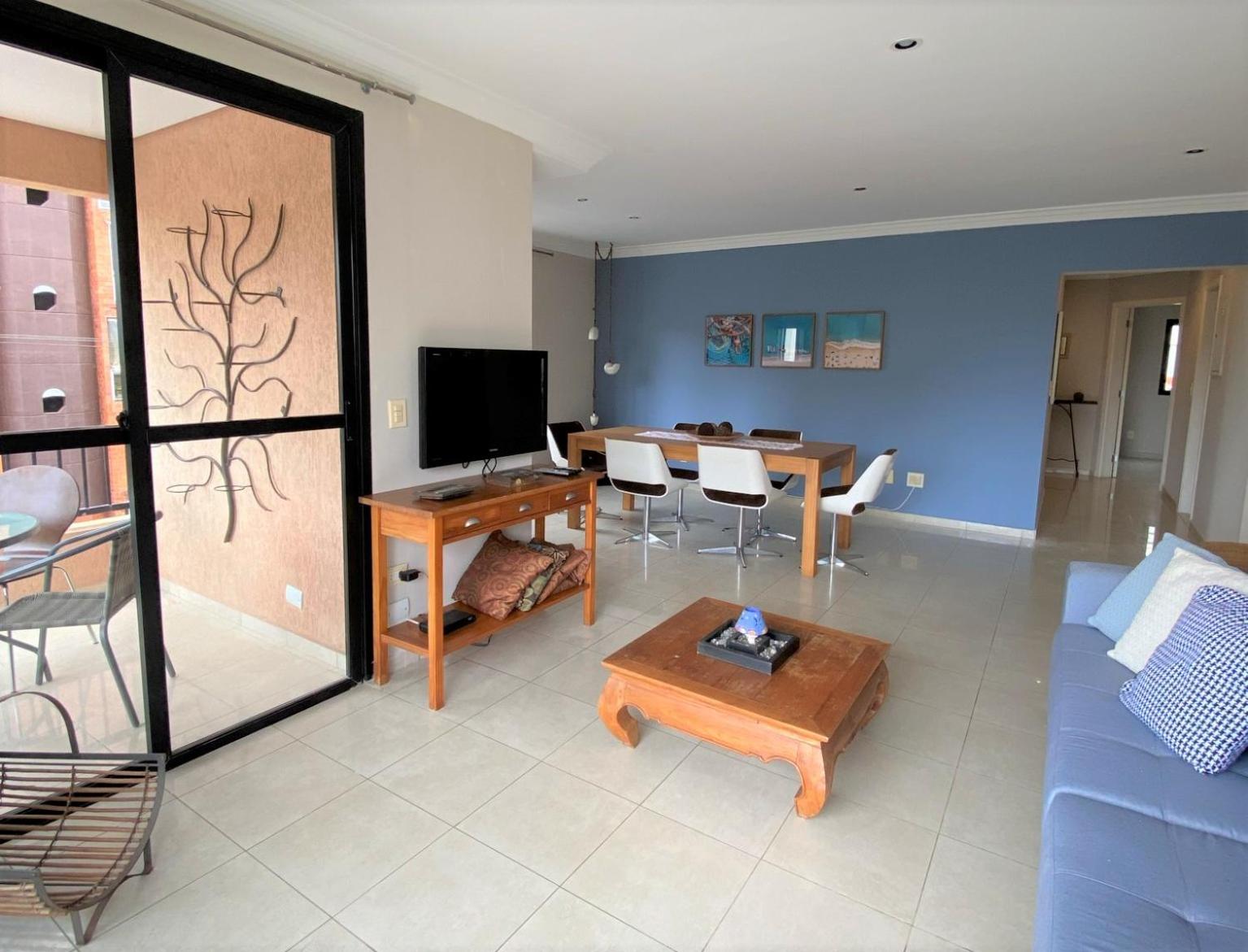 Three-Bedroom Apartment - Photo 1