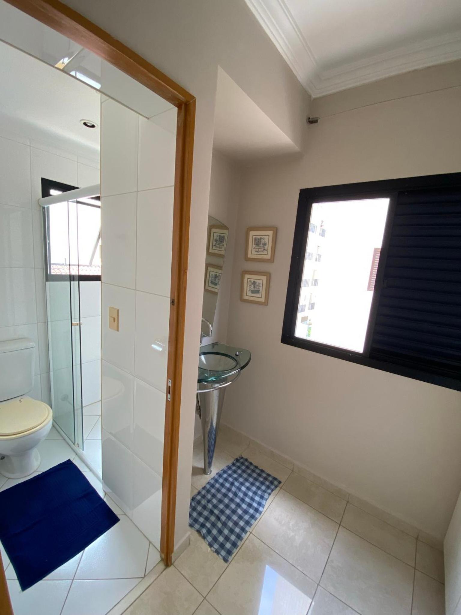 Three-Bedroom Apartment - Photo 15