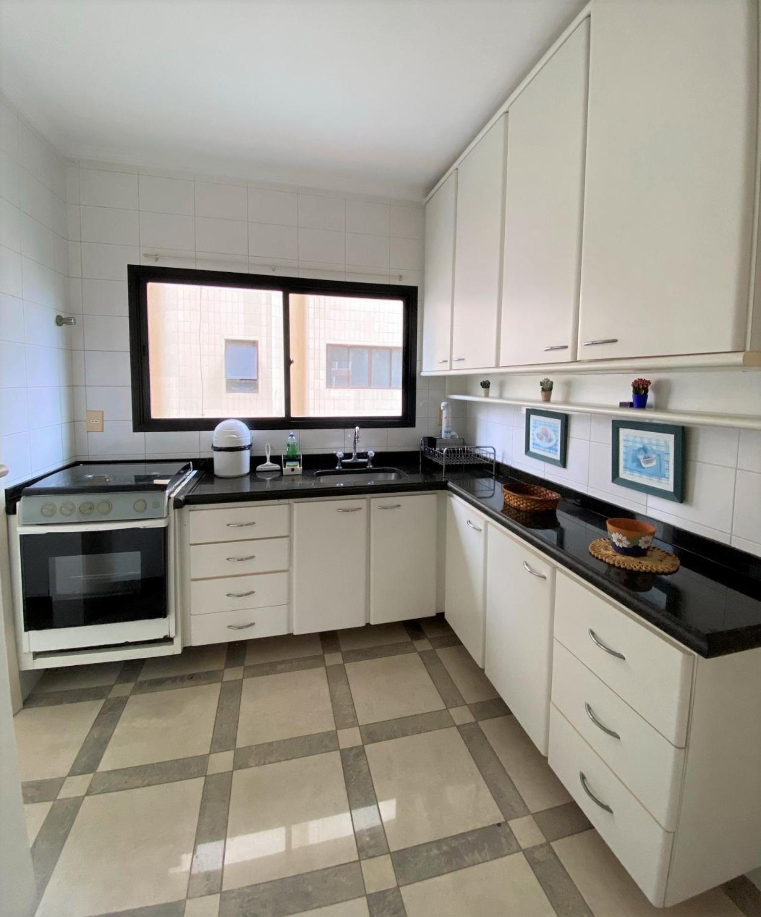 Three-Bedroom Apartment - Photo 23