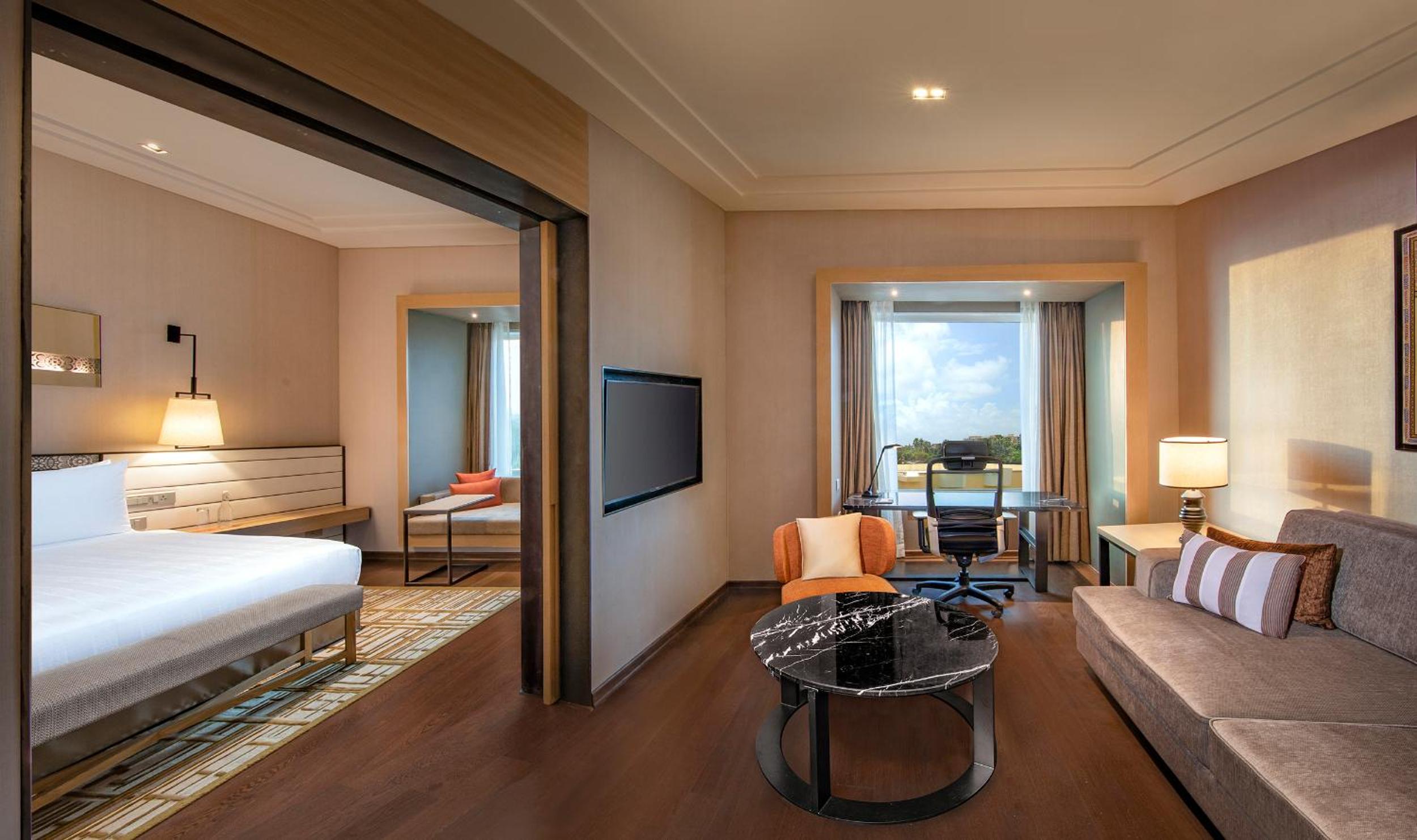 Suite - Photo 2