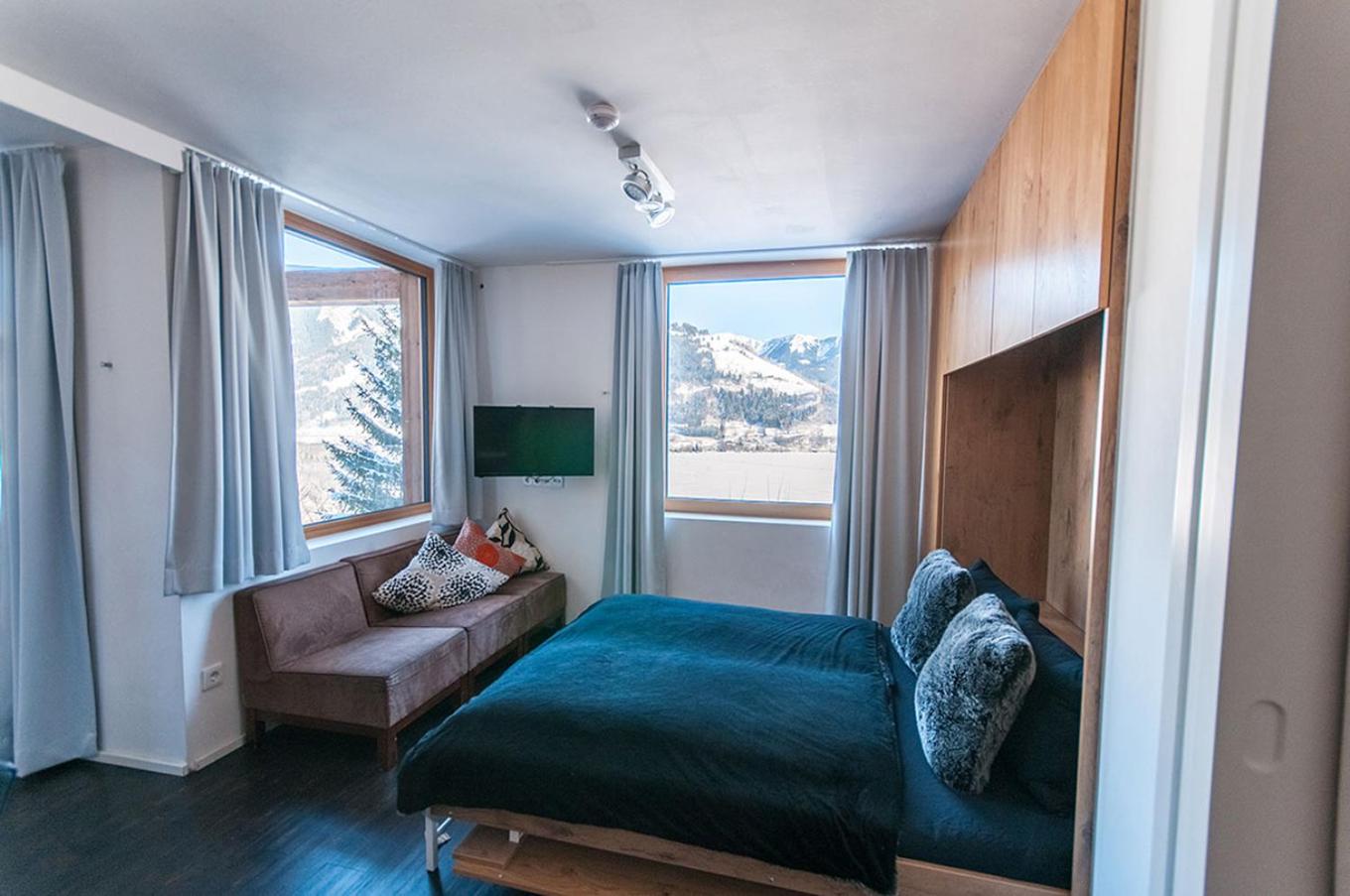 Superior Chalet with Terrace and Lake View photo 1