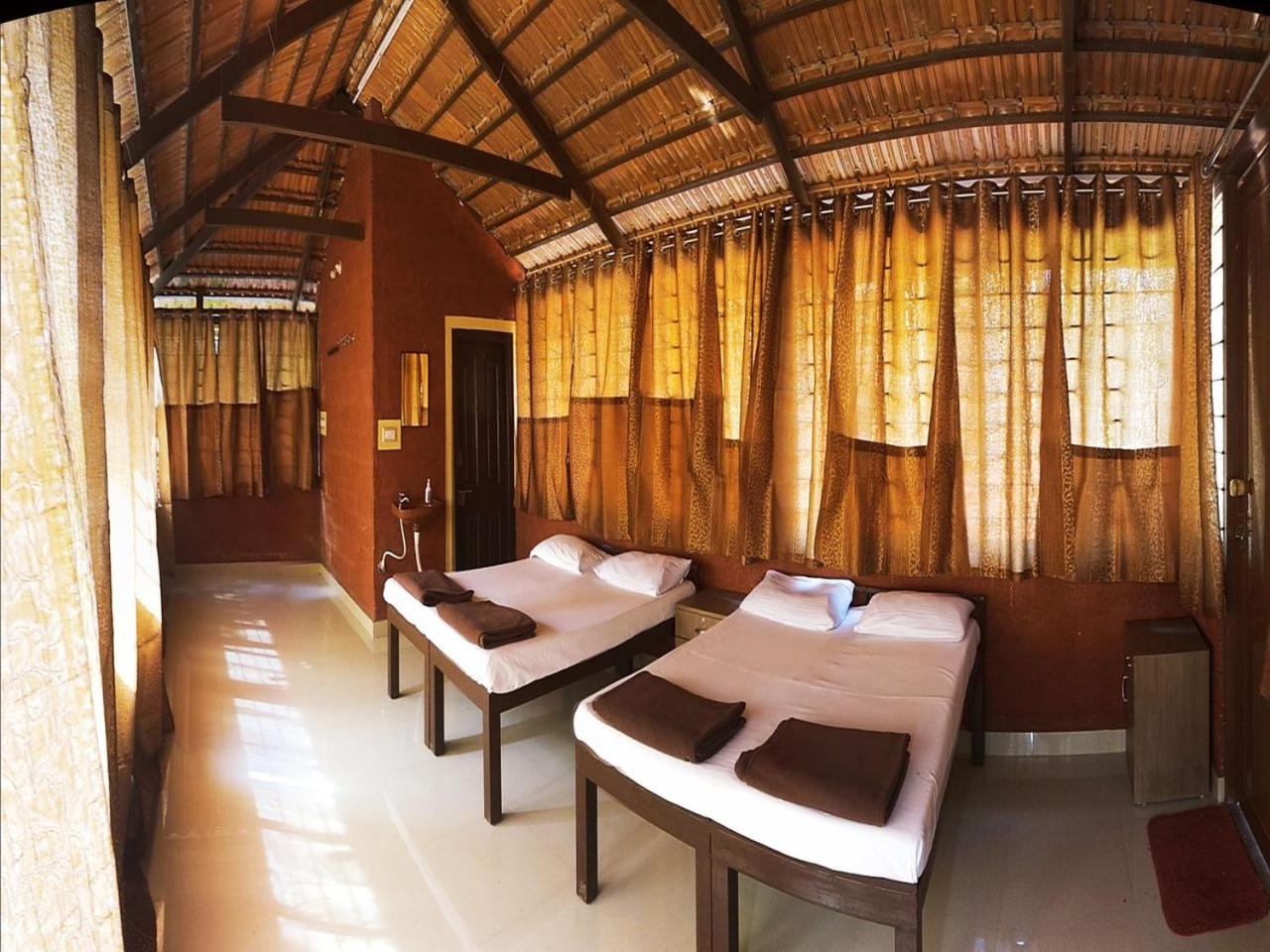 Comfort Quadruple Room - Photo 9