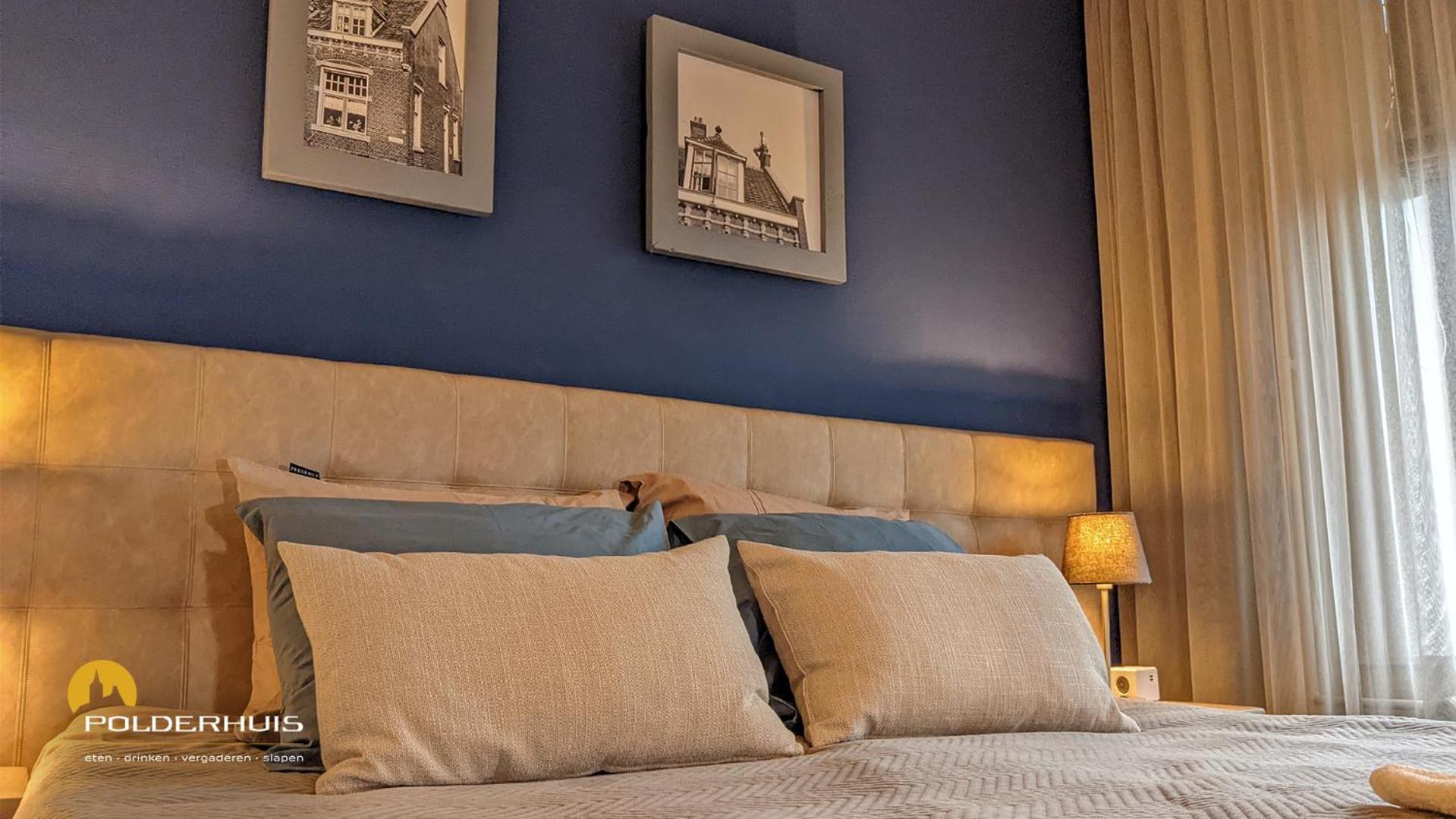 Standard Double or Twin Room - Photo 5