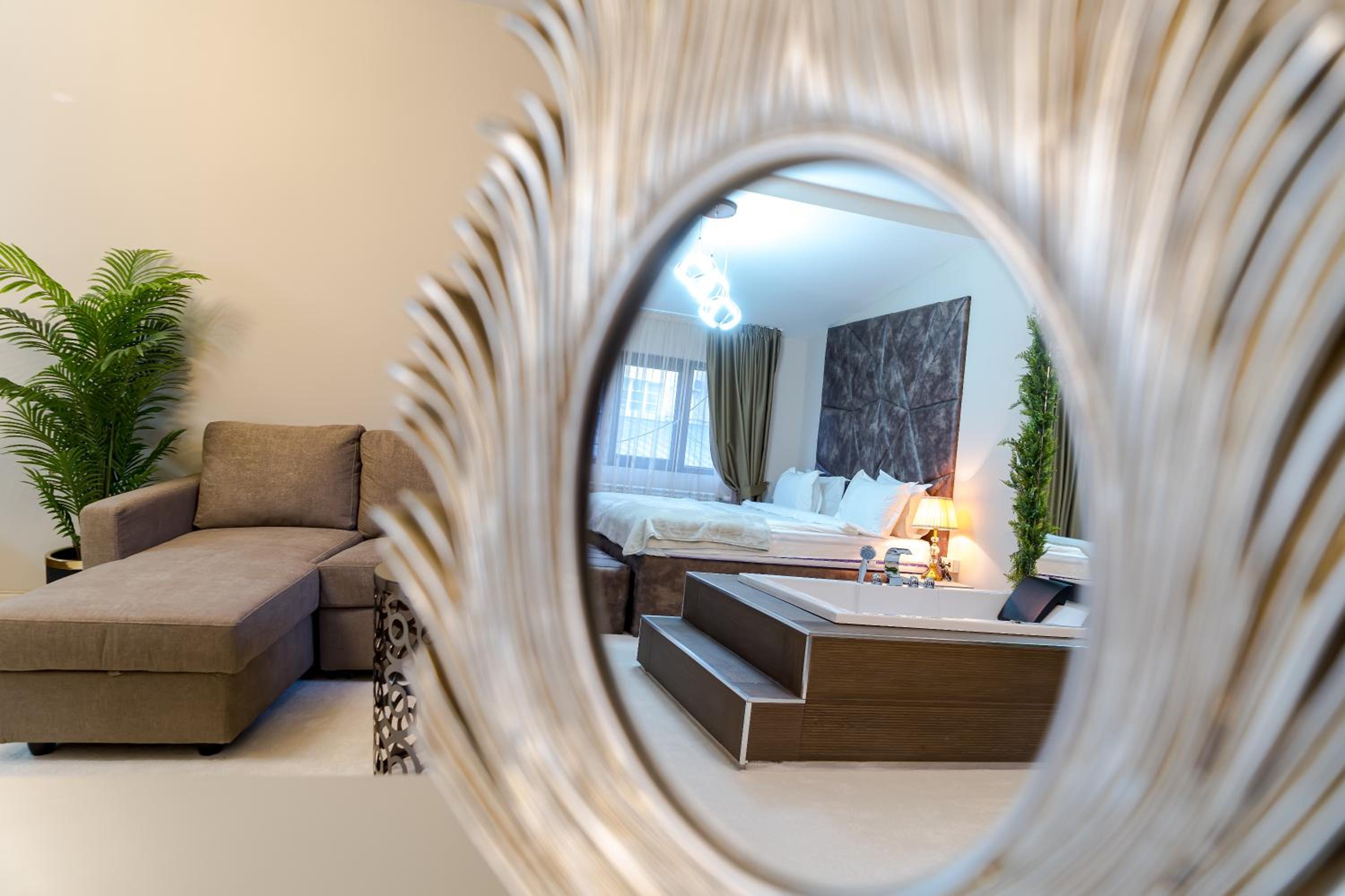 Studio Apartment photo 2