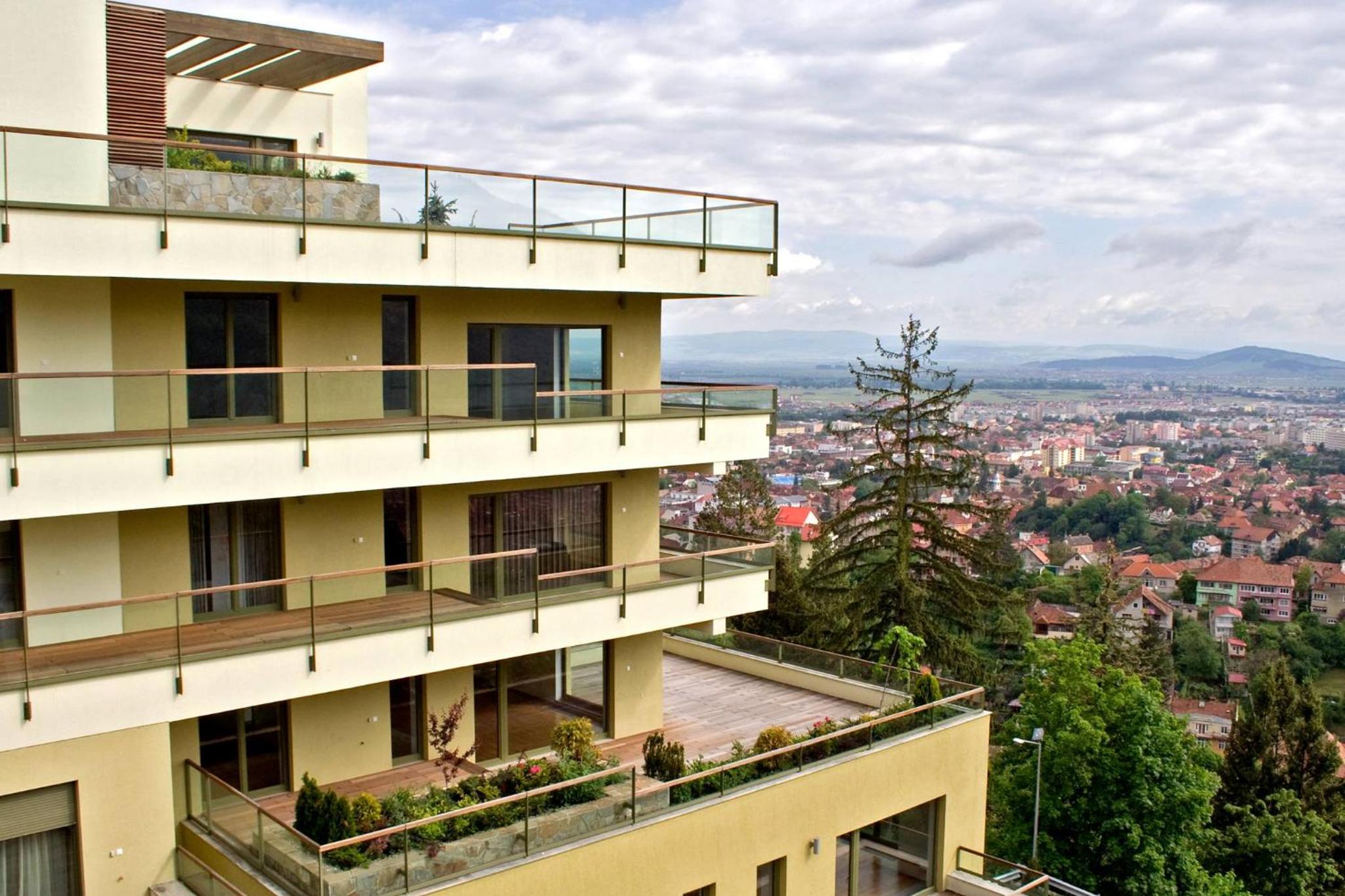 One-Bedroom Apartment - Photo 16