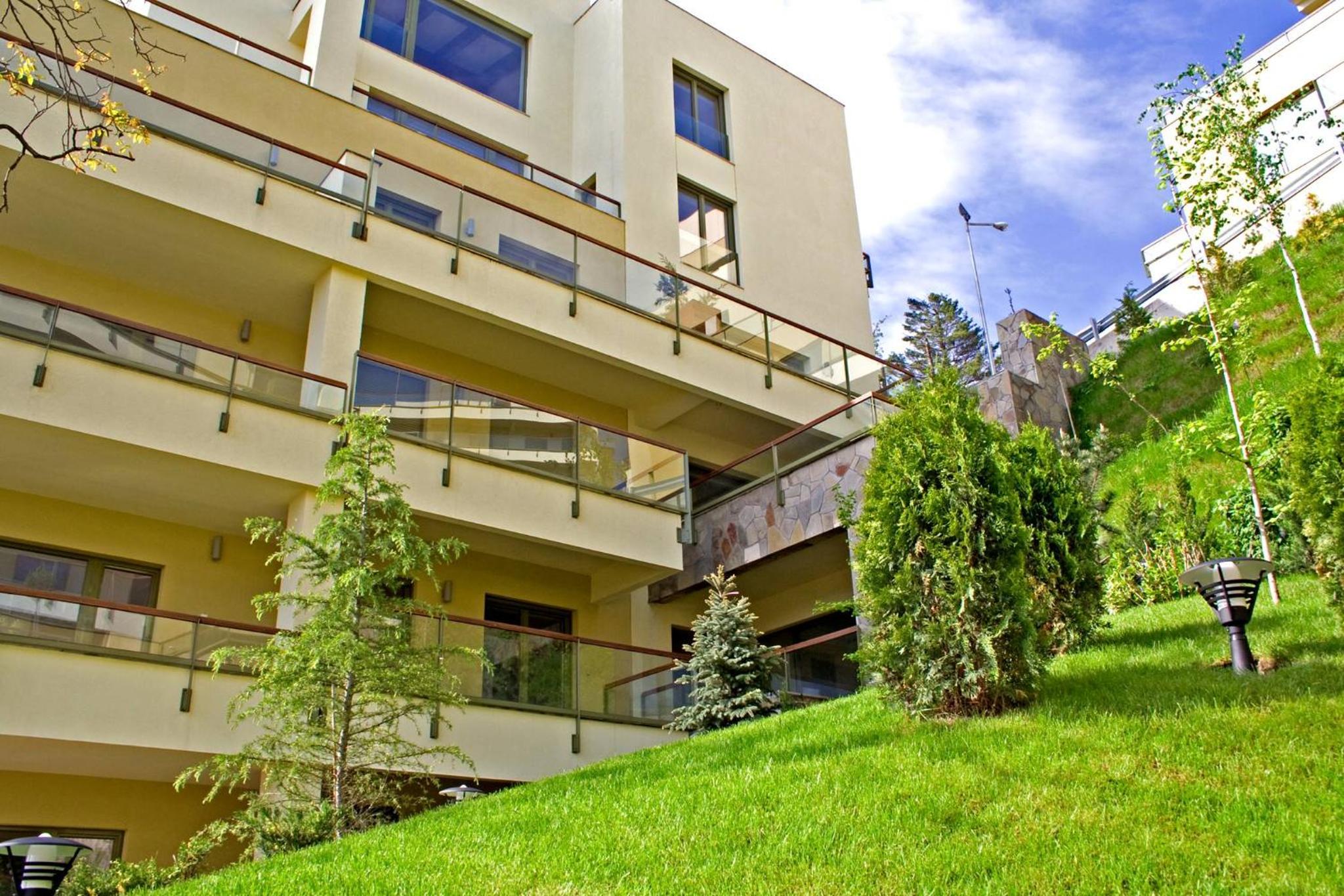 One-Bedroom Apartment - Photo 35