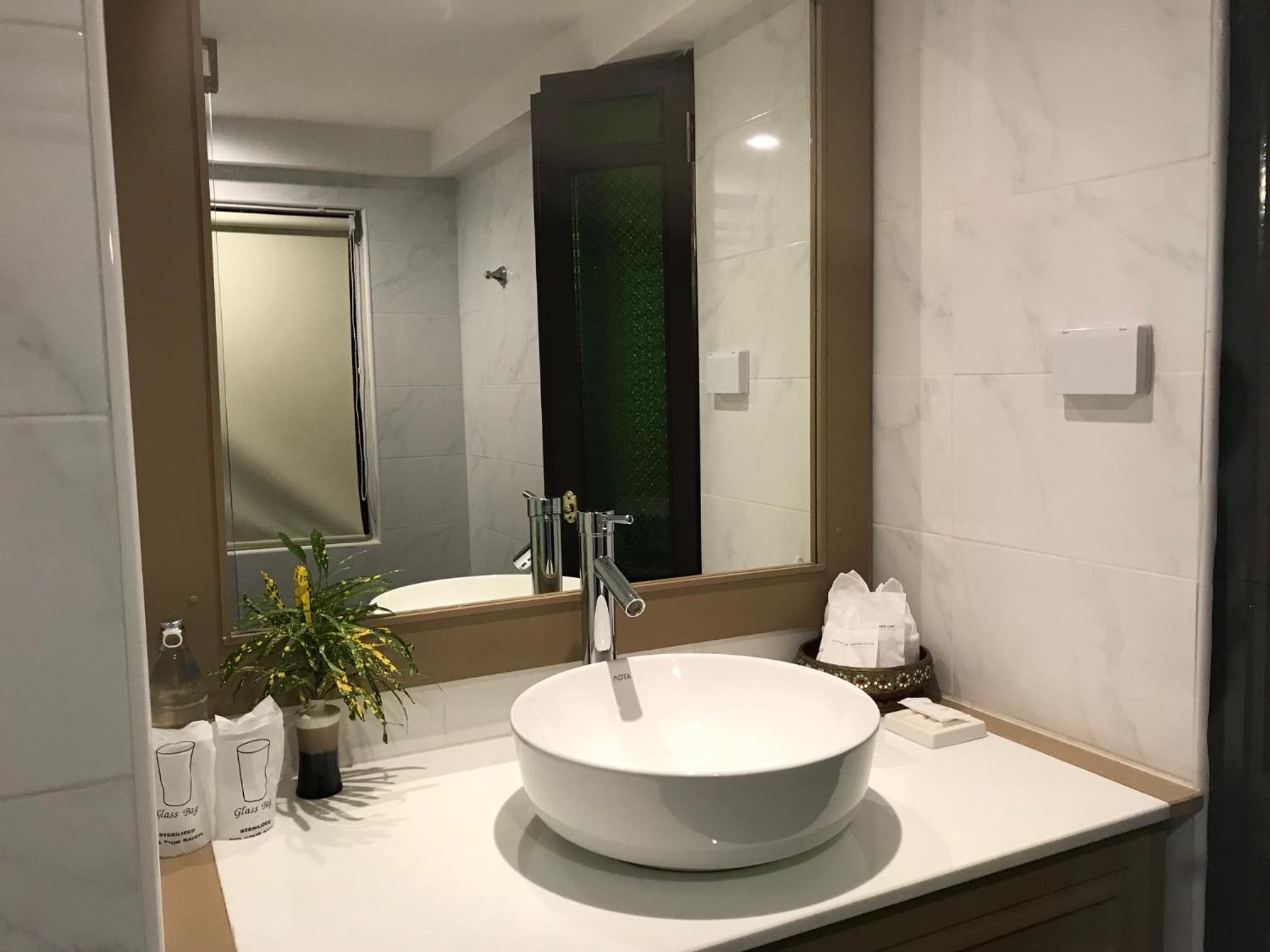 Family Room with Bathroom - Photo 3
