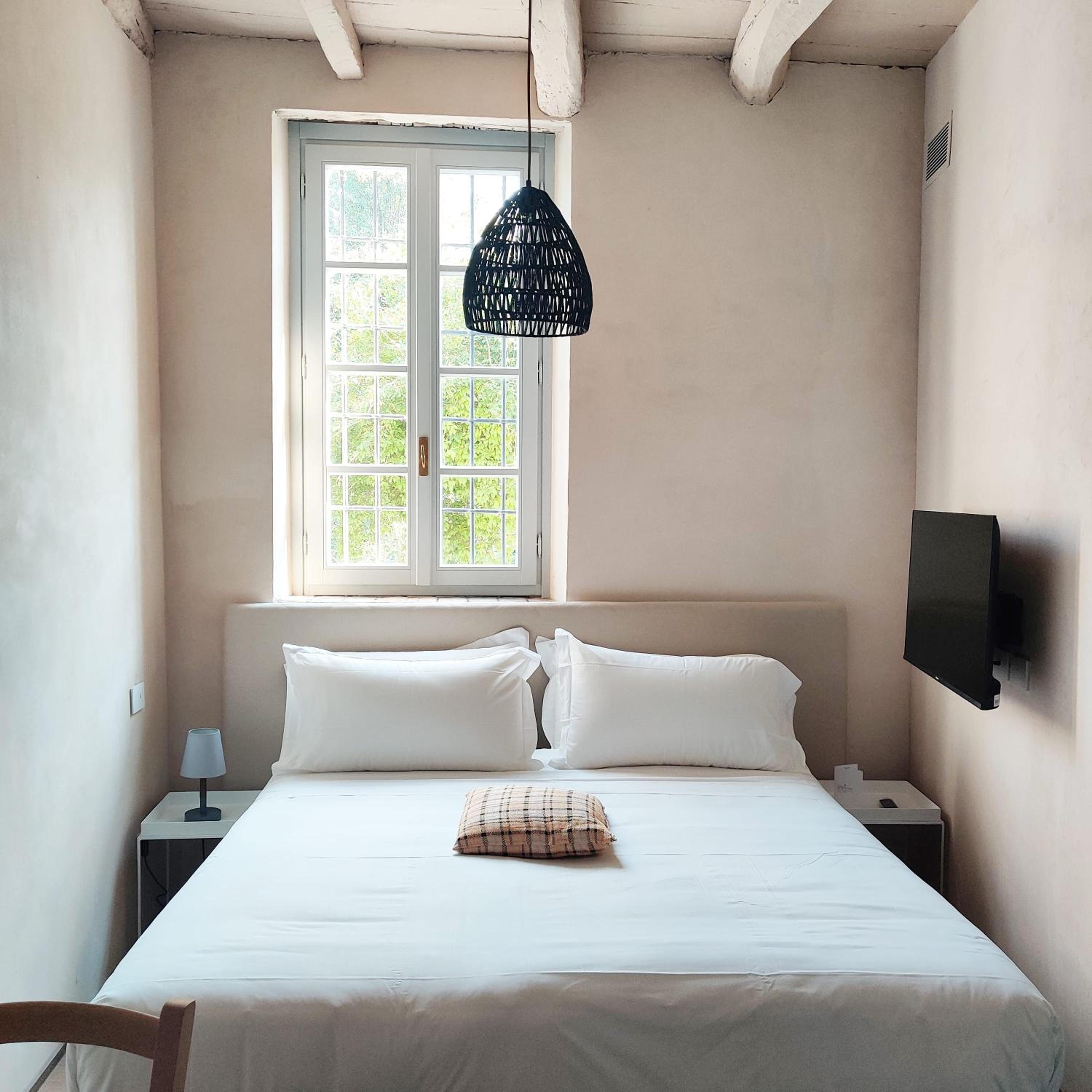 Double Room - Photo 4