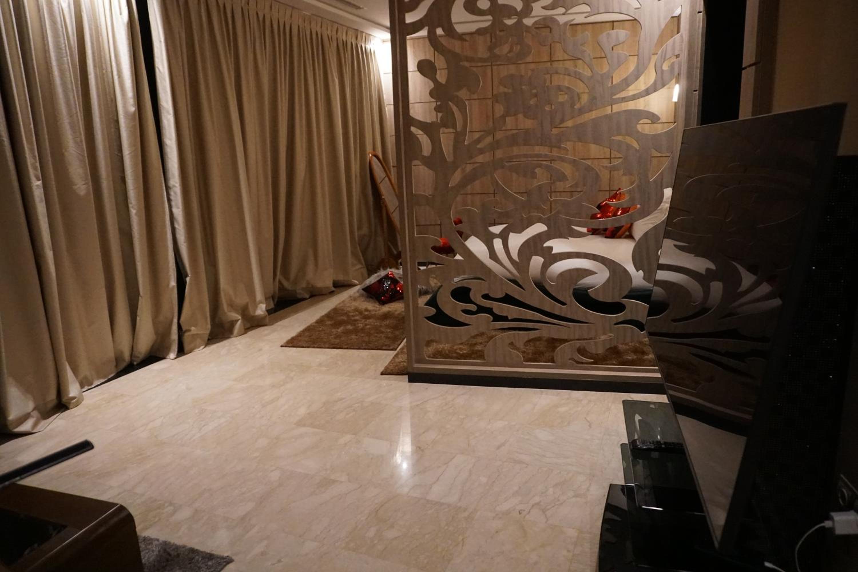 Deluxe Suite - Photo 10