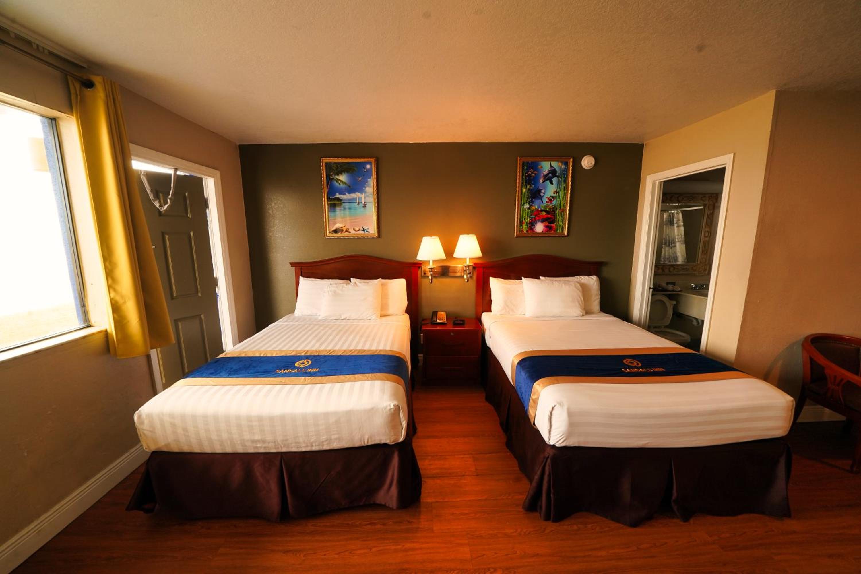 Double Room with Sea View - Photo 12