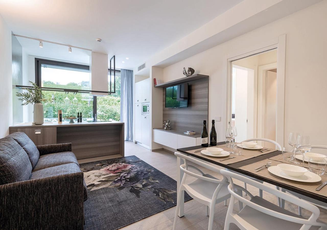 Apartment with Terrace photo 1