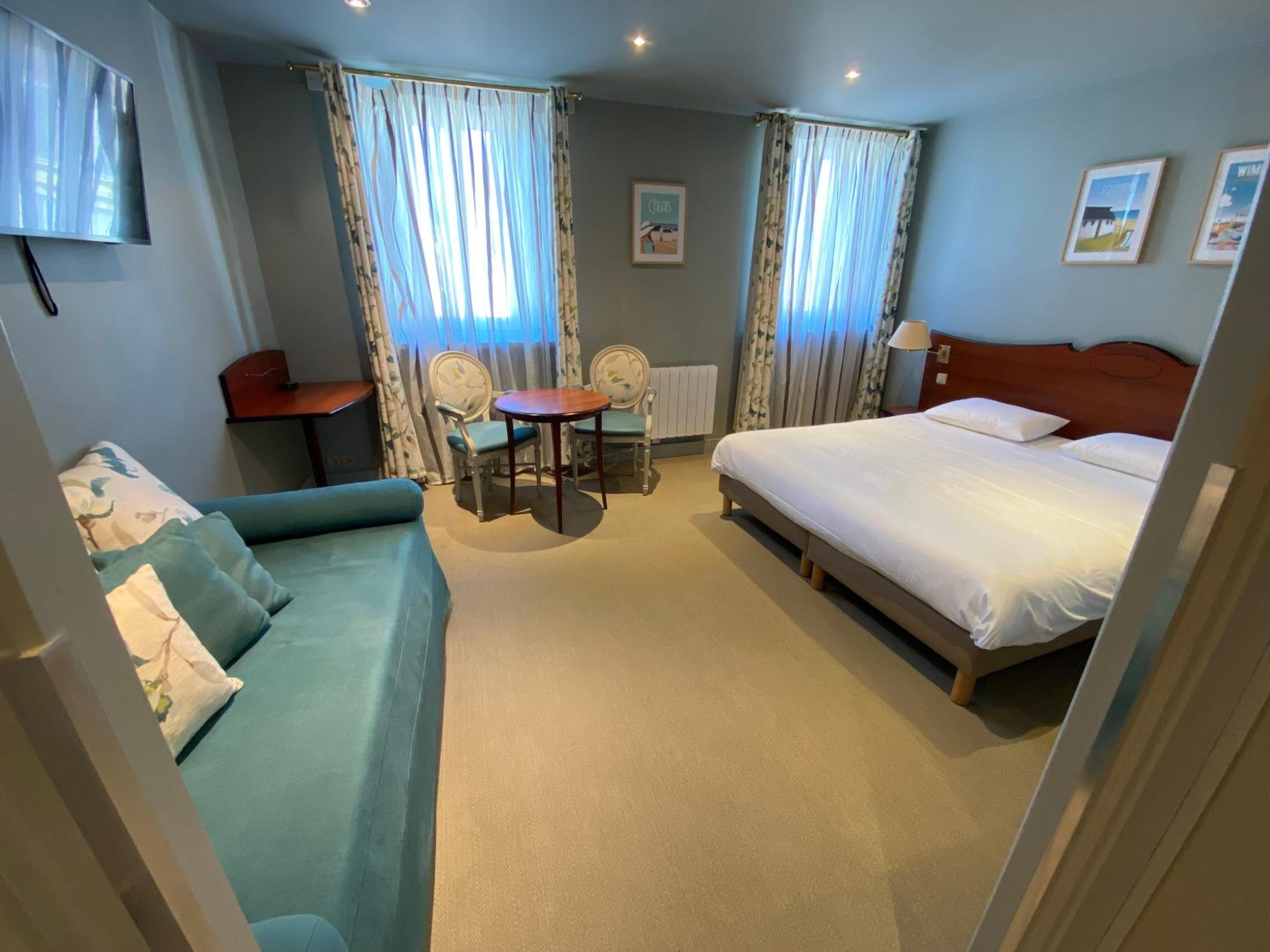 Superior Room with Bath photo 3
