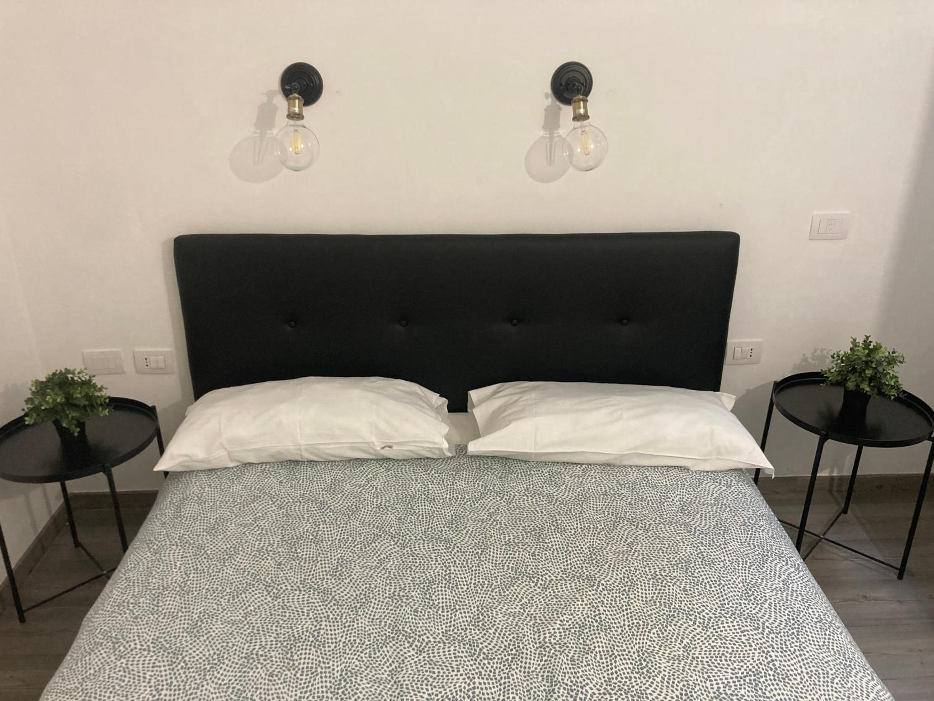 Small Double Room photo 1