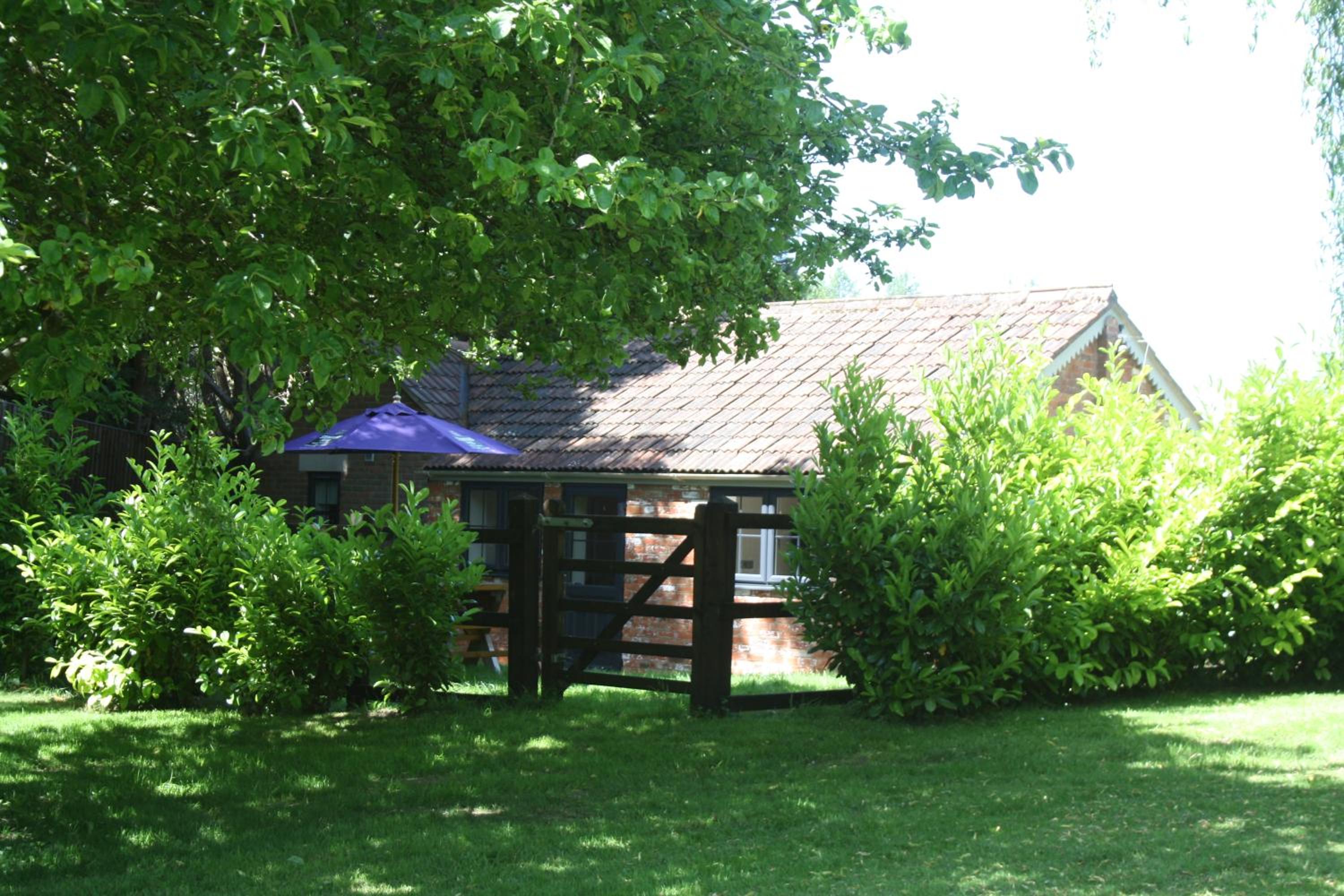 Two-Bedroom Cottage photo 3