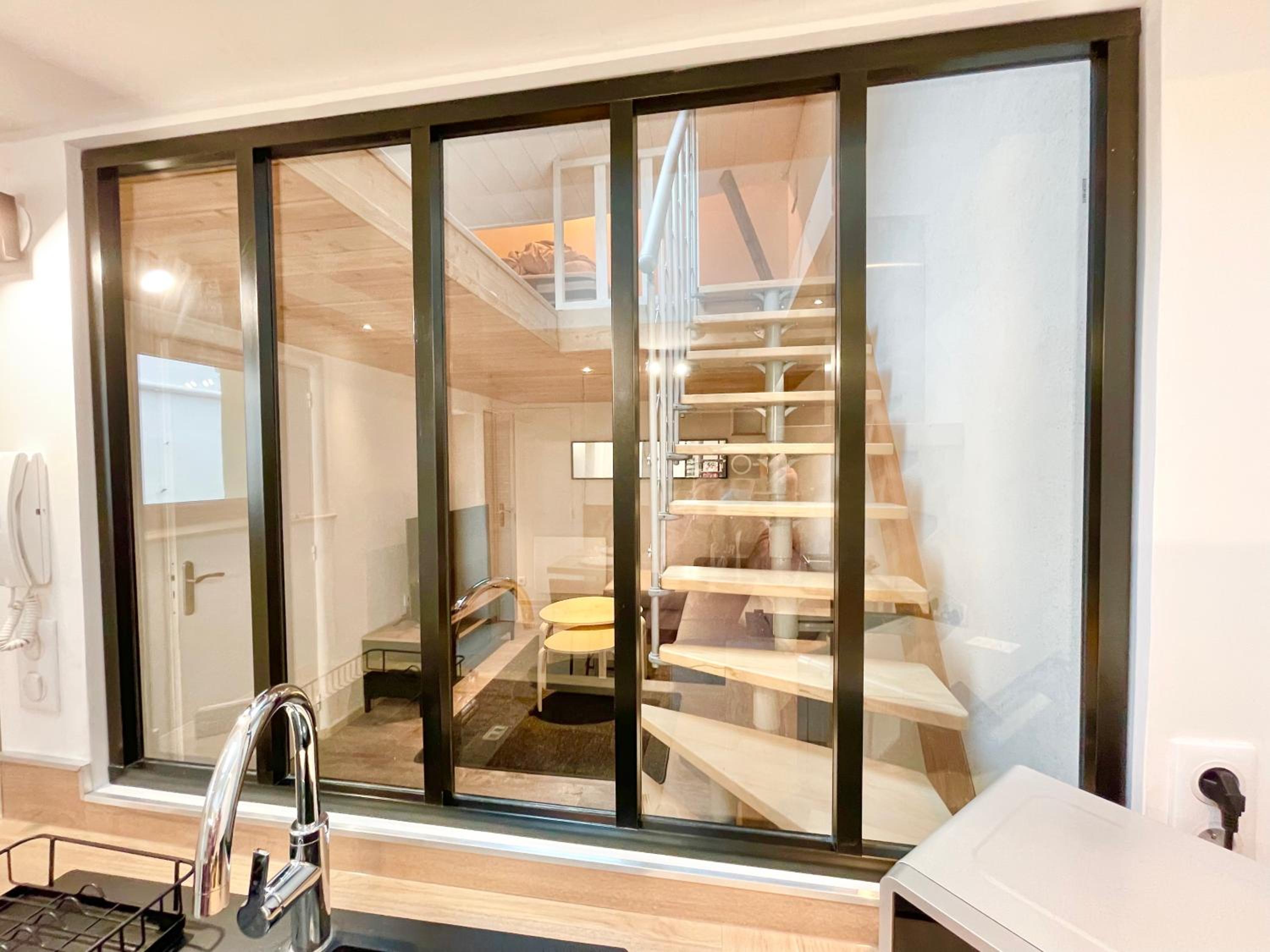 Apartment - Split Level - Photo 6
