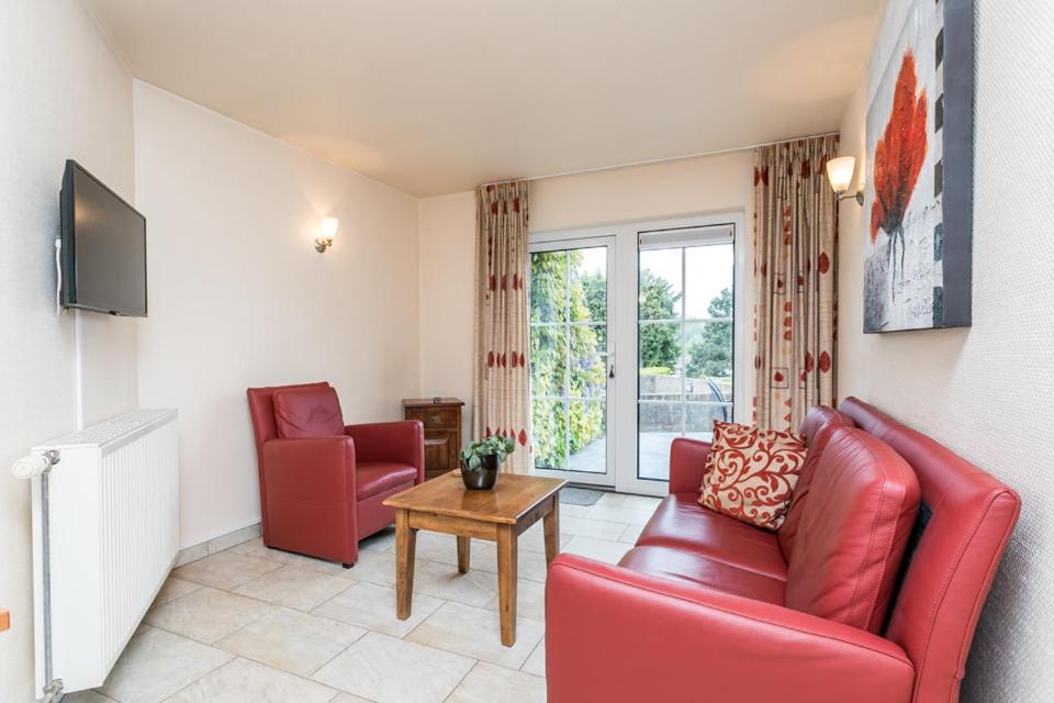 Apartment with Garden View photo 2
