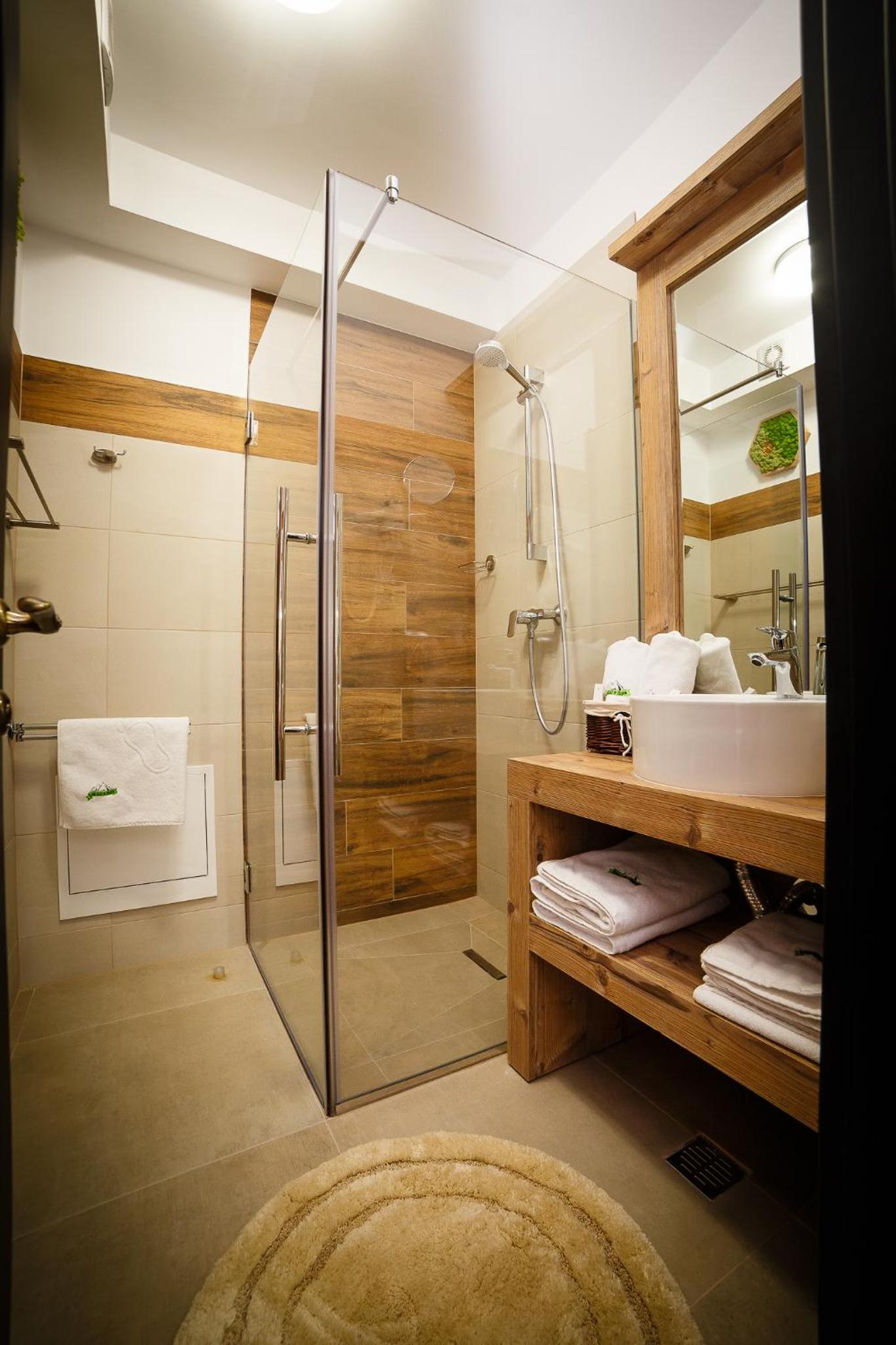 Deluxe Double Room with Balcony photo 2