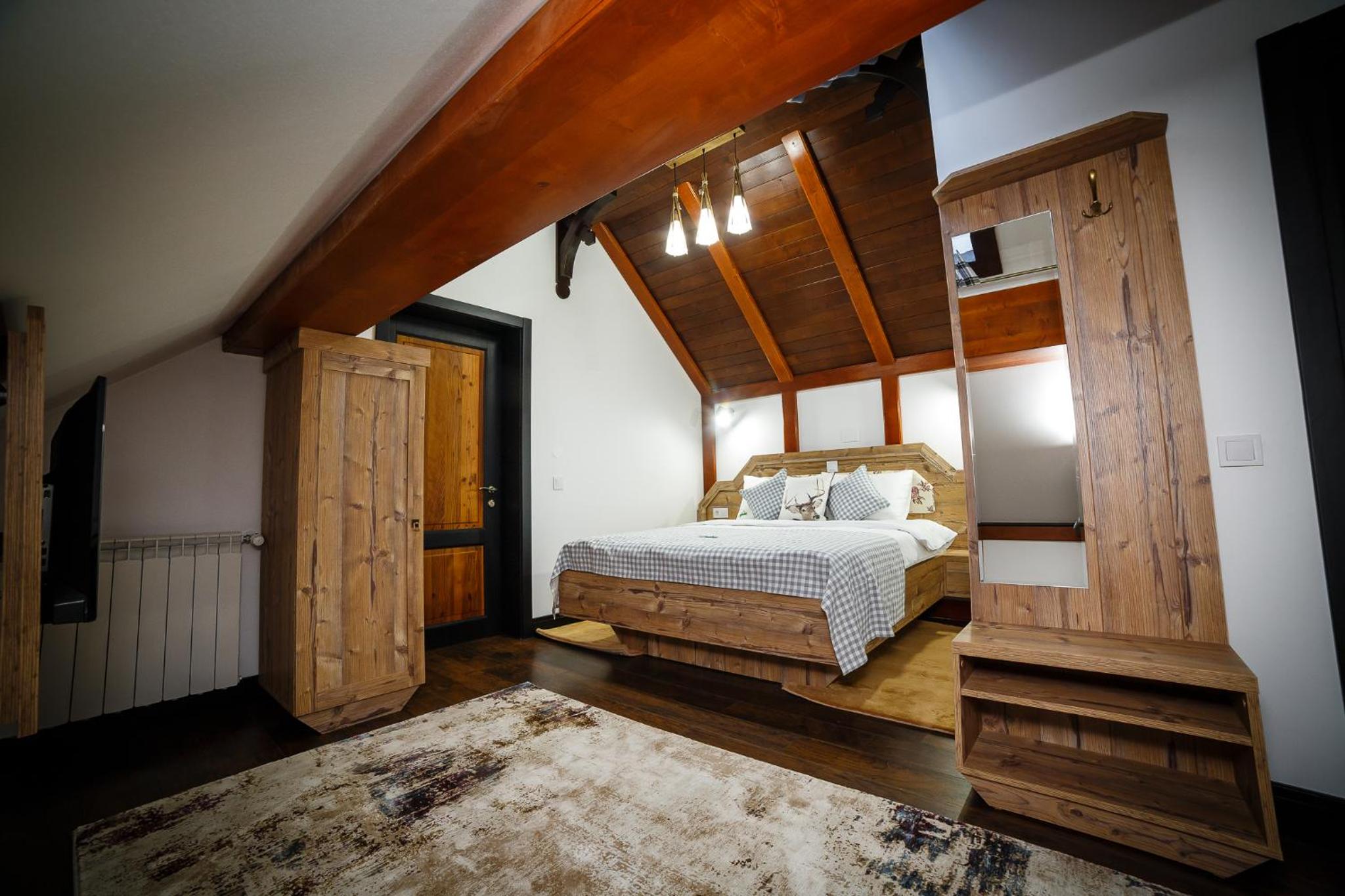 Deluxe Double Room - Photo 4