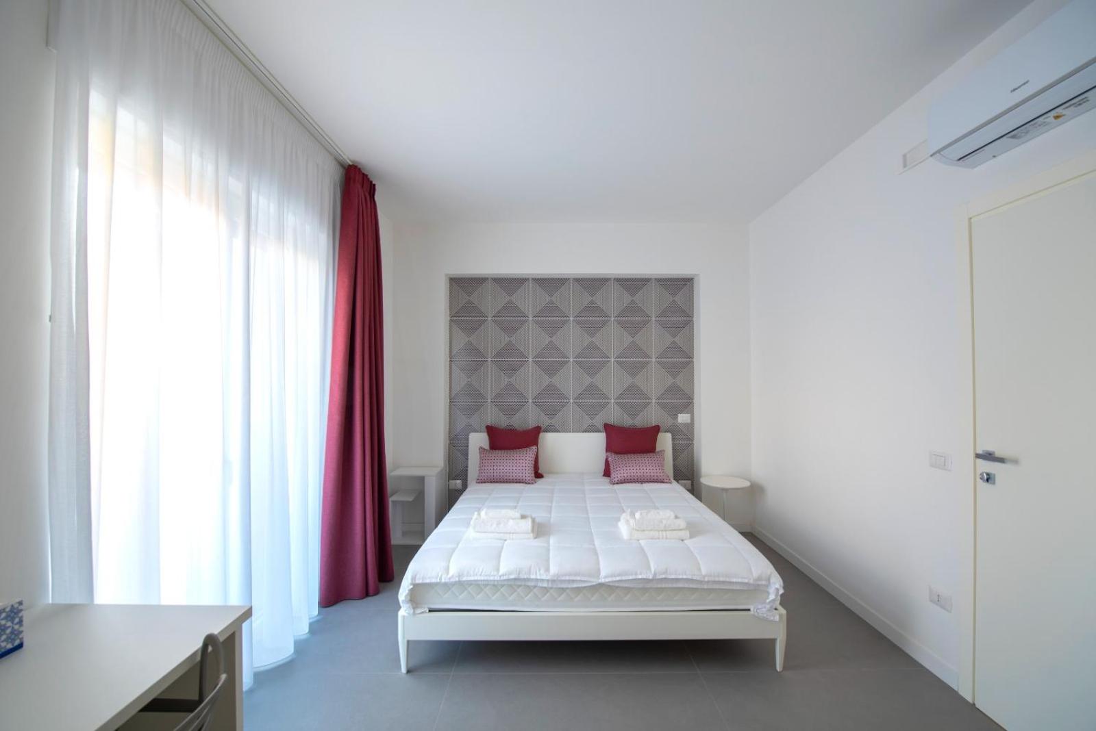Standard Double Room - Photo 3