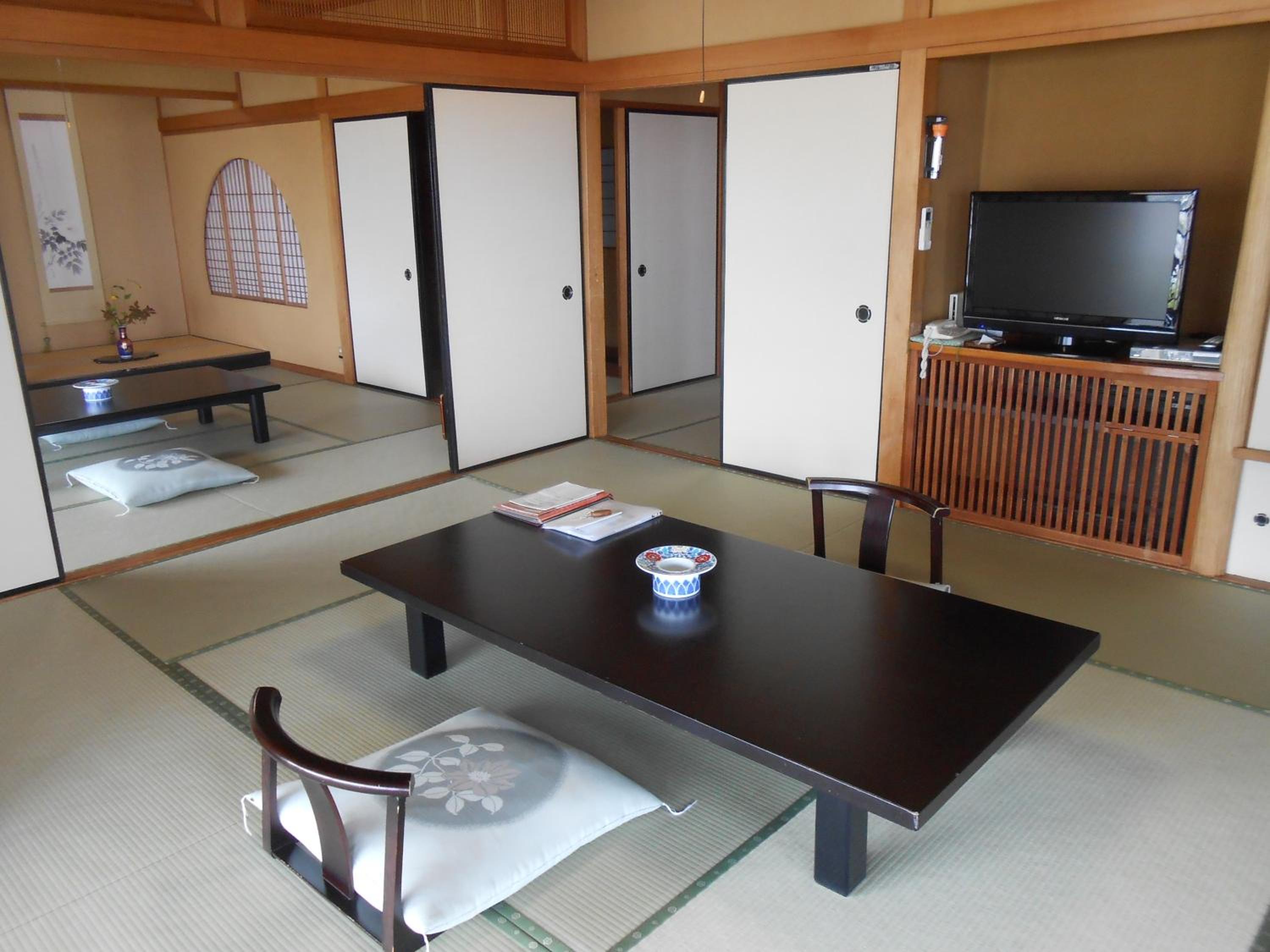 Standard Japanese-Style Room - Photo 1