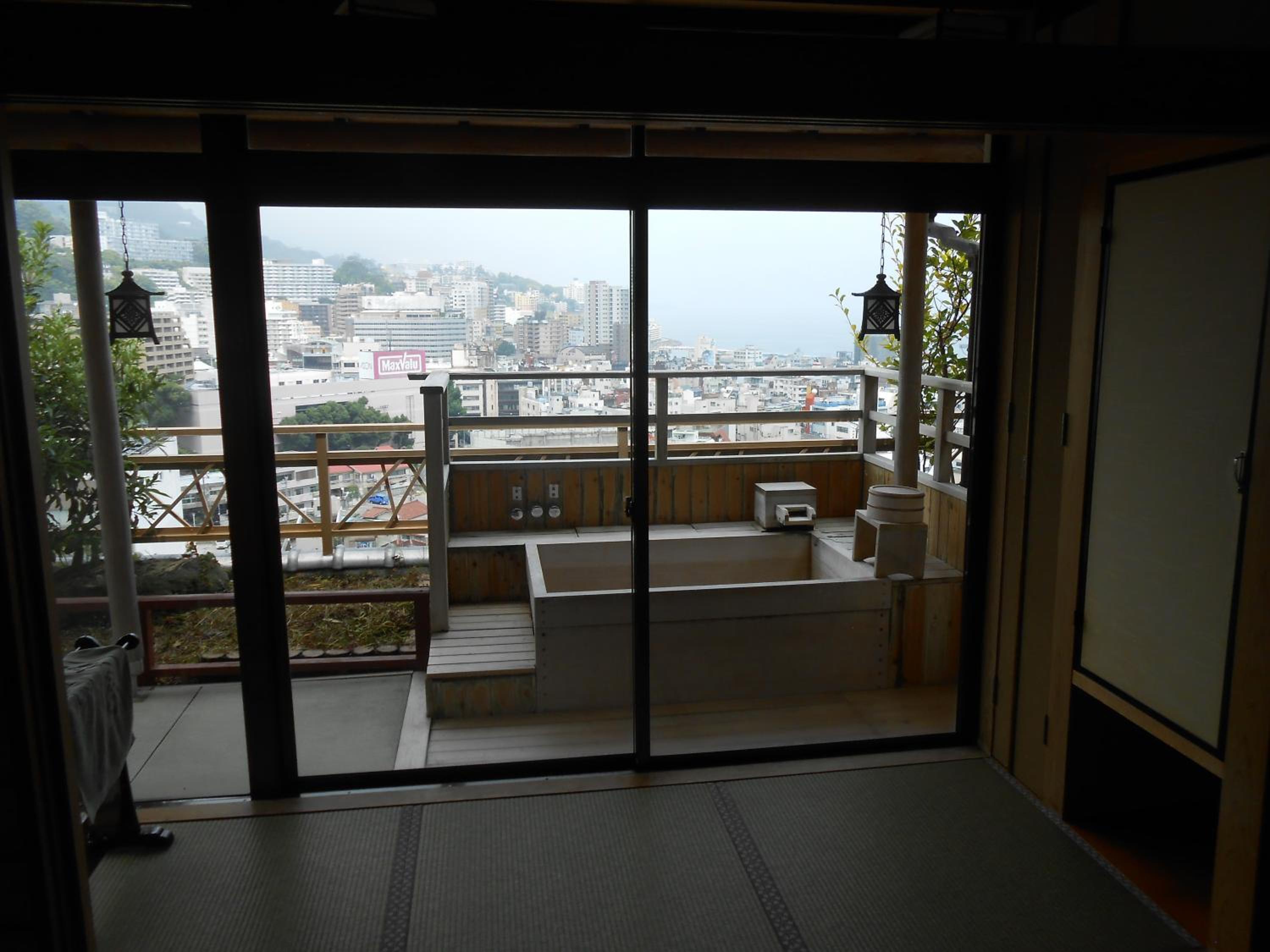 Standard Japanese-style Room with Open-Air Bath - Photo 2