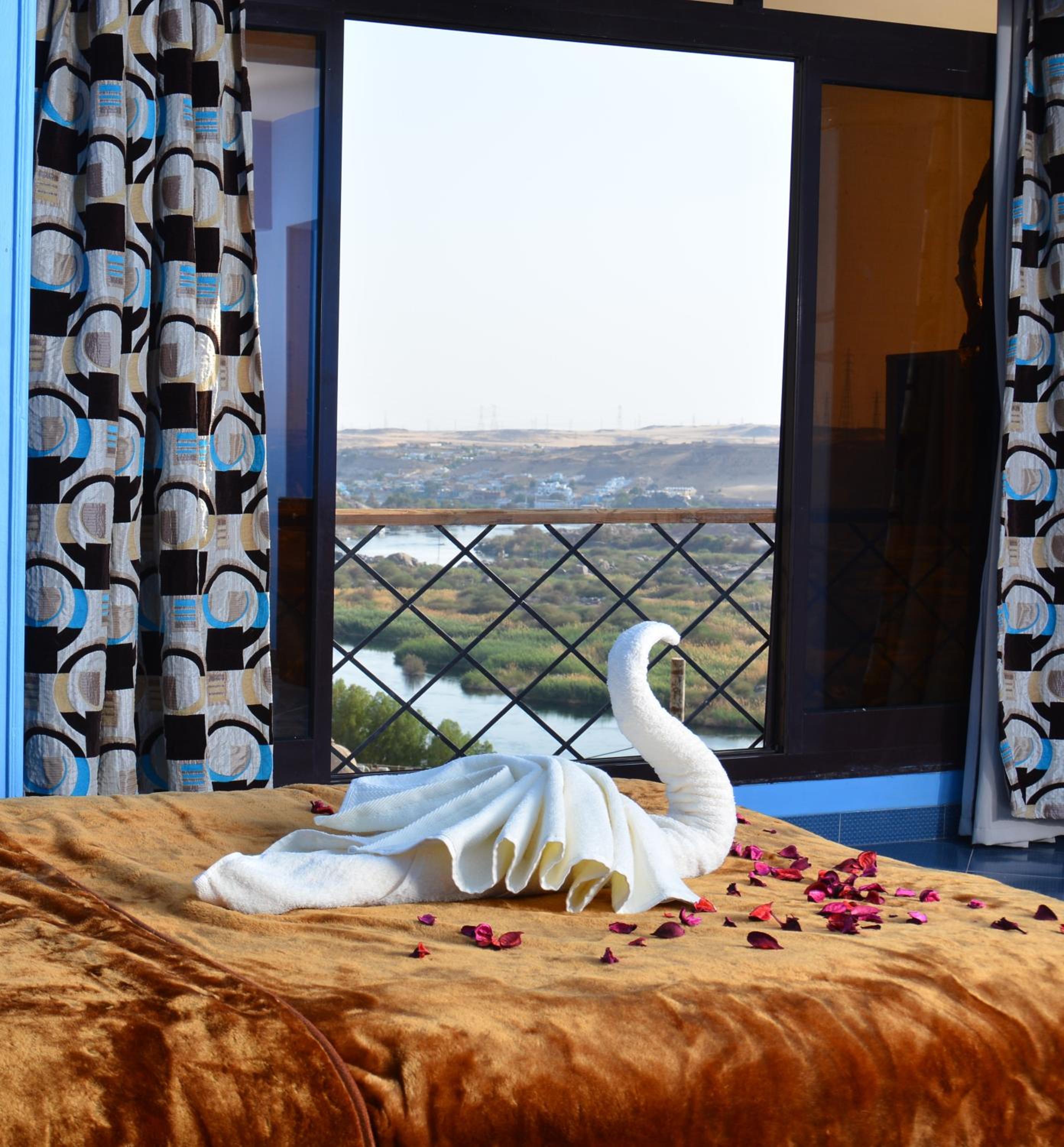 Deluxe Double Room with Sea View photo 2