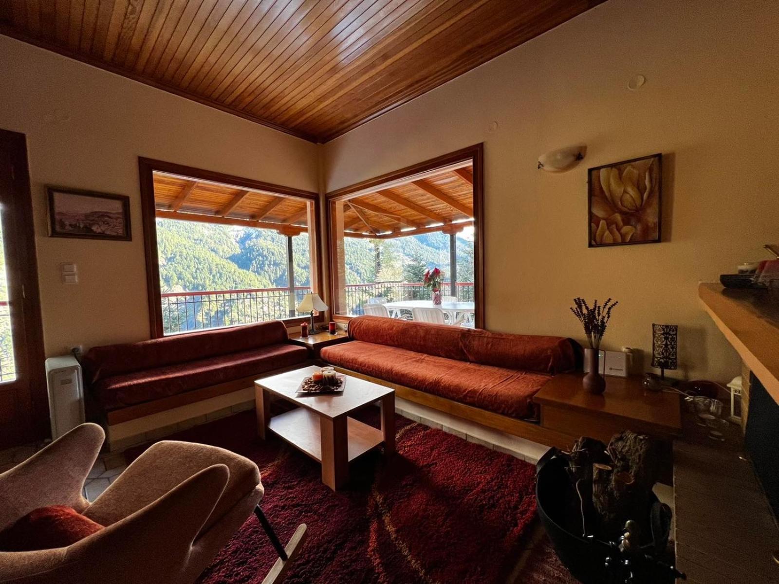 Three-Bedroom House photo 1