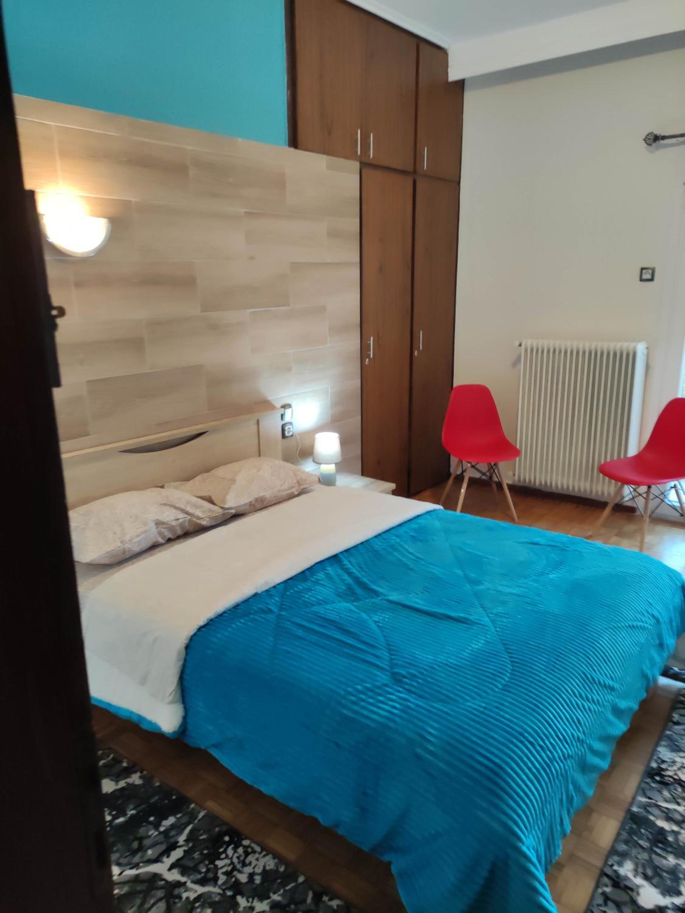 One-Bedroom Apartment - Photo 4