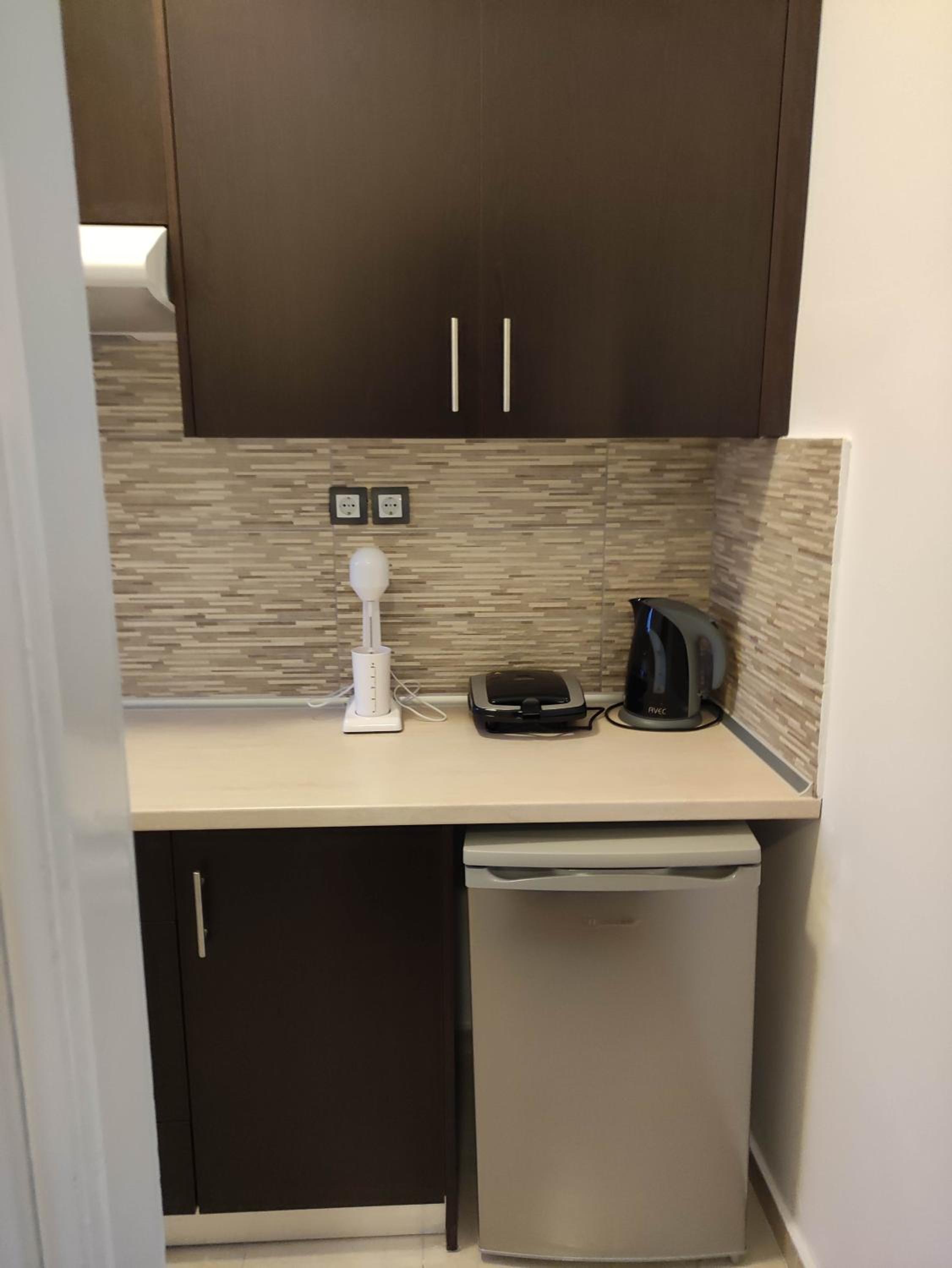 One-Bedroom Apartment - Photo 5