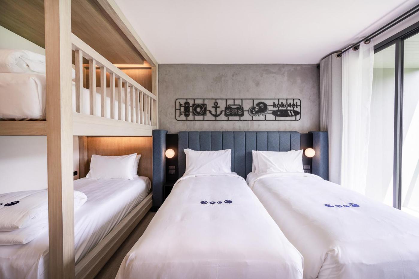 Deluxe Quadruple Room - Photo 2