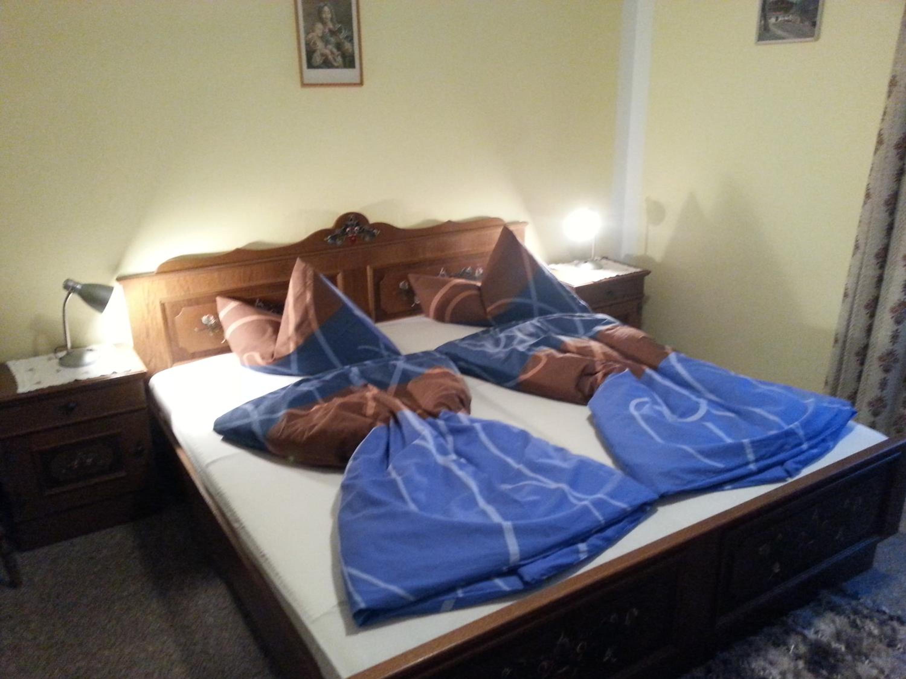Standard Double Room with Shared Bathroom photo 1