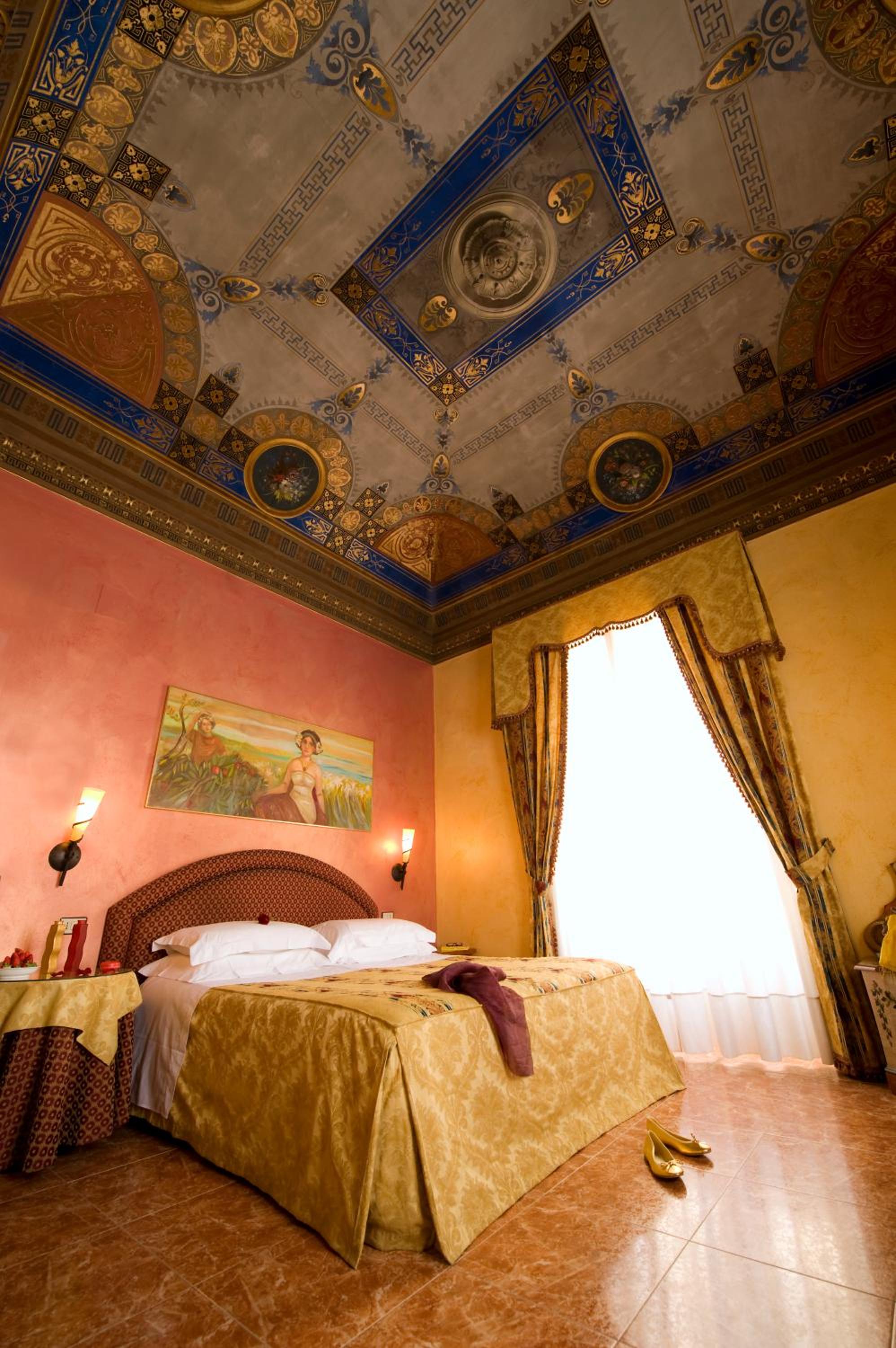 Superior Double Room - Photo 1