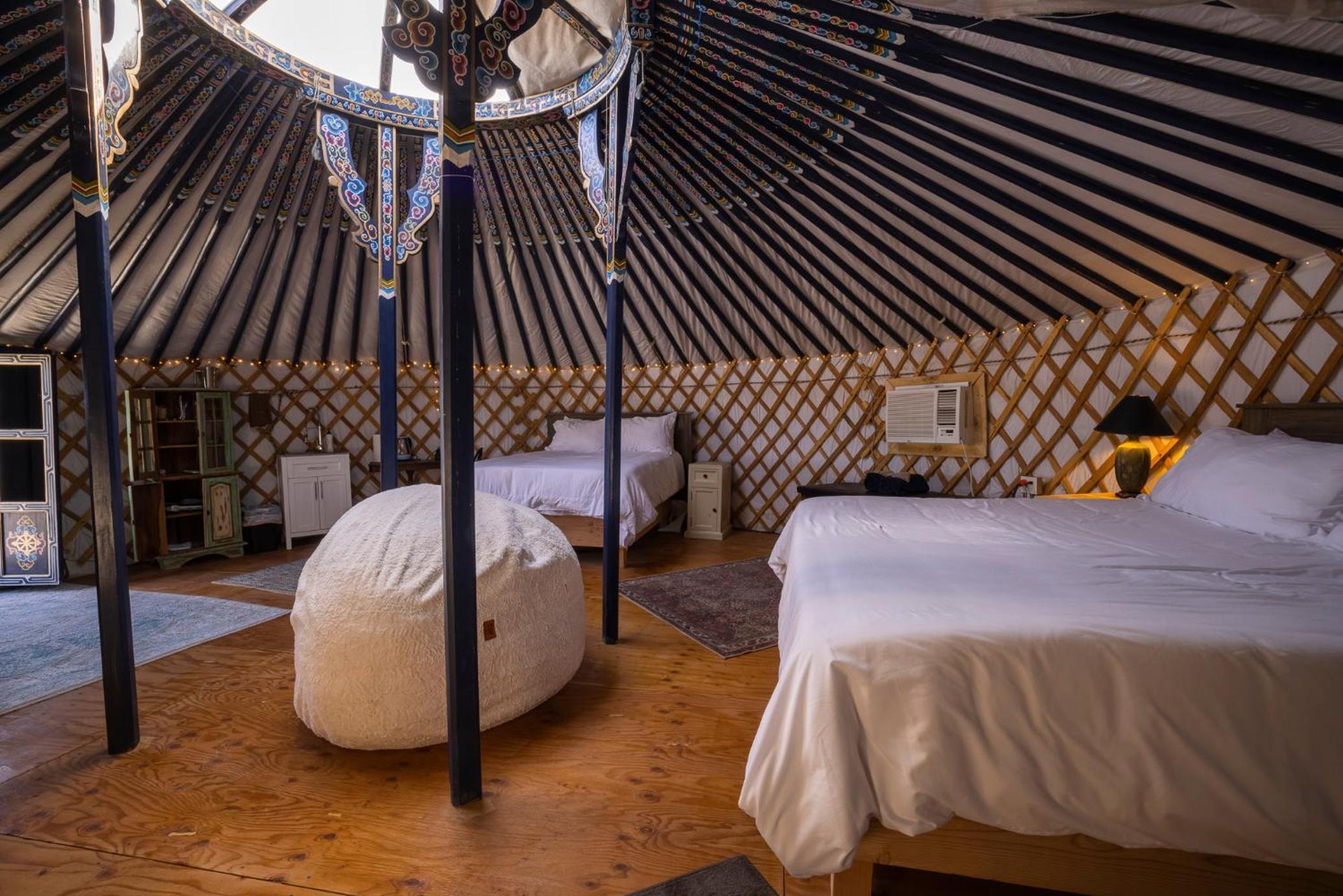 Tent - Photo 1