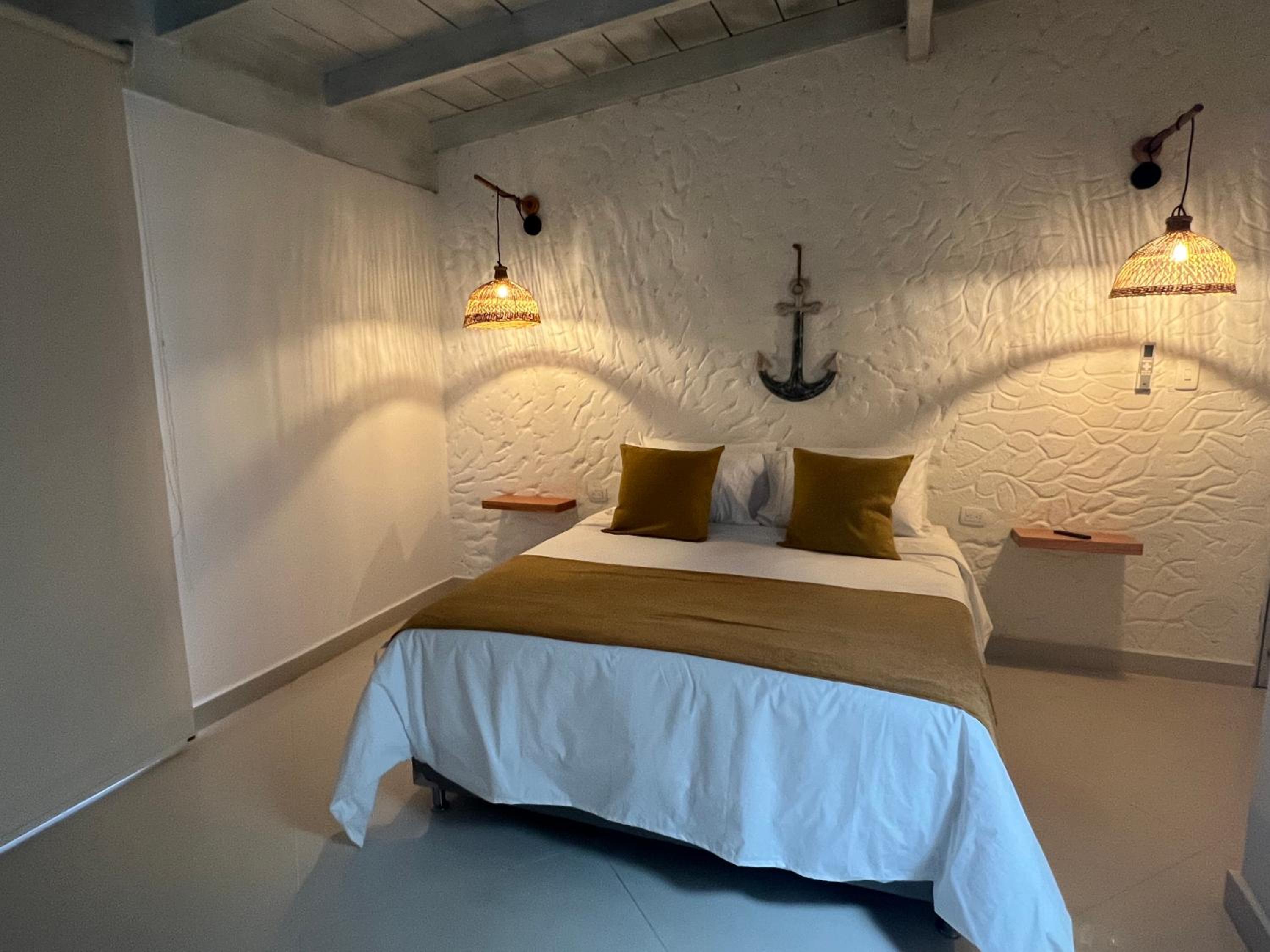 Standard Queen Room photo 3