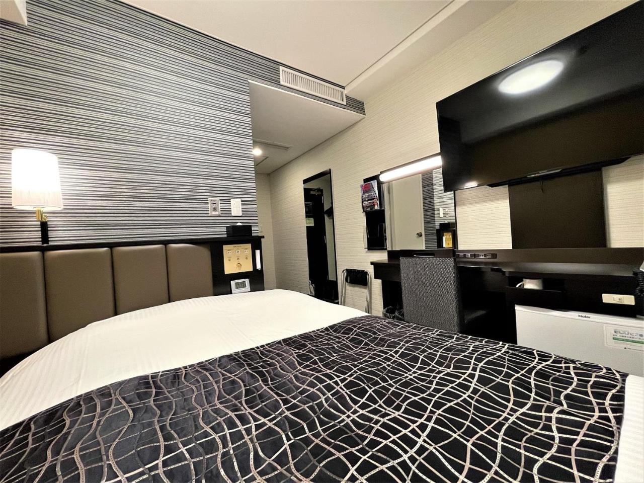 Double Room - Non-Smoking (Renovated Modular Bathroom)