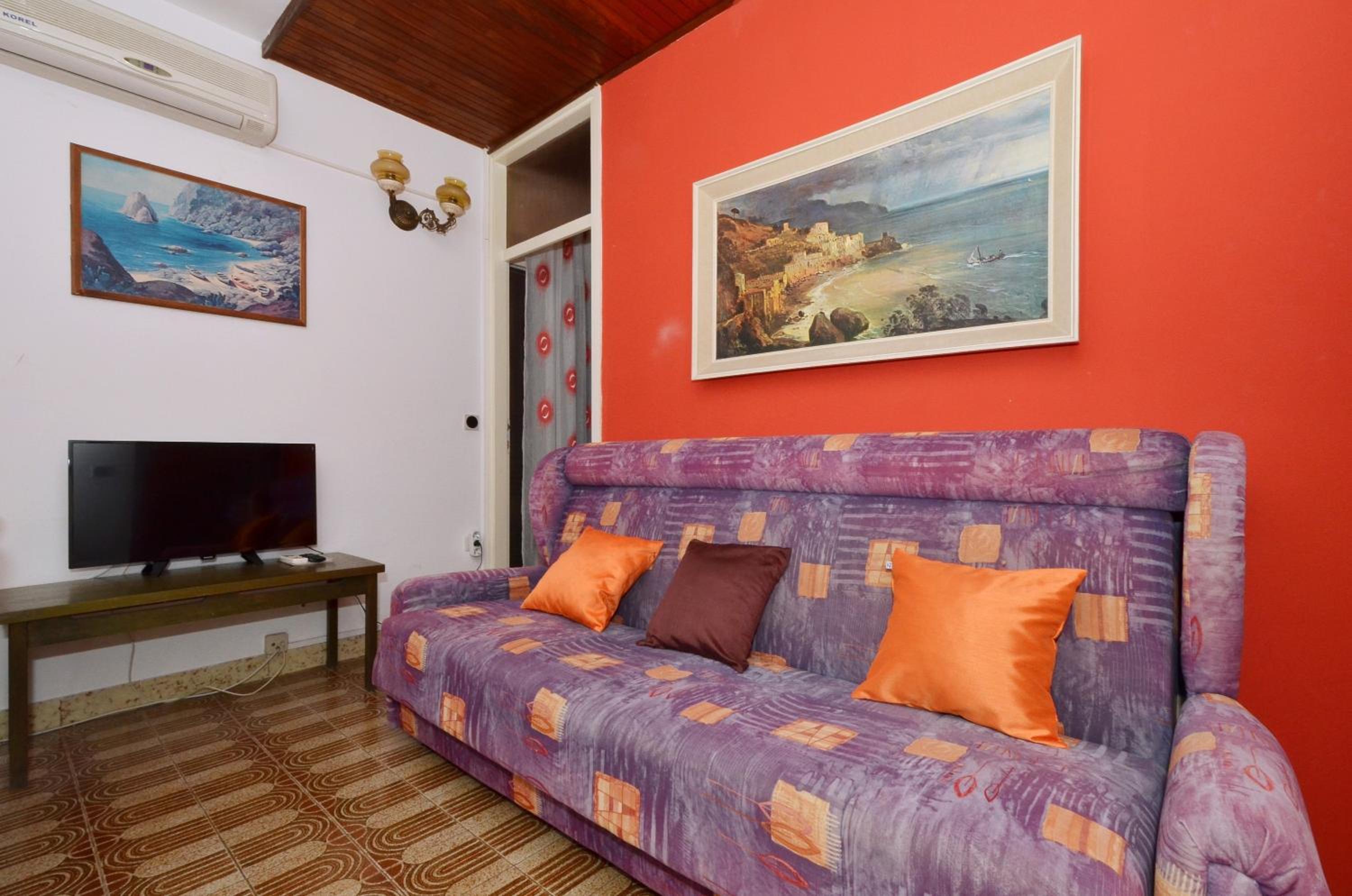 Two Bedroom Apartment with Terrace