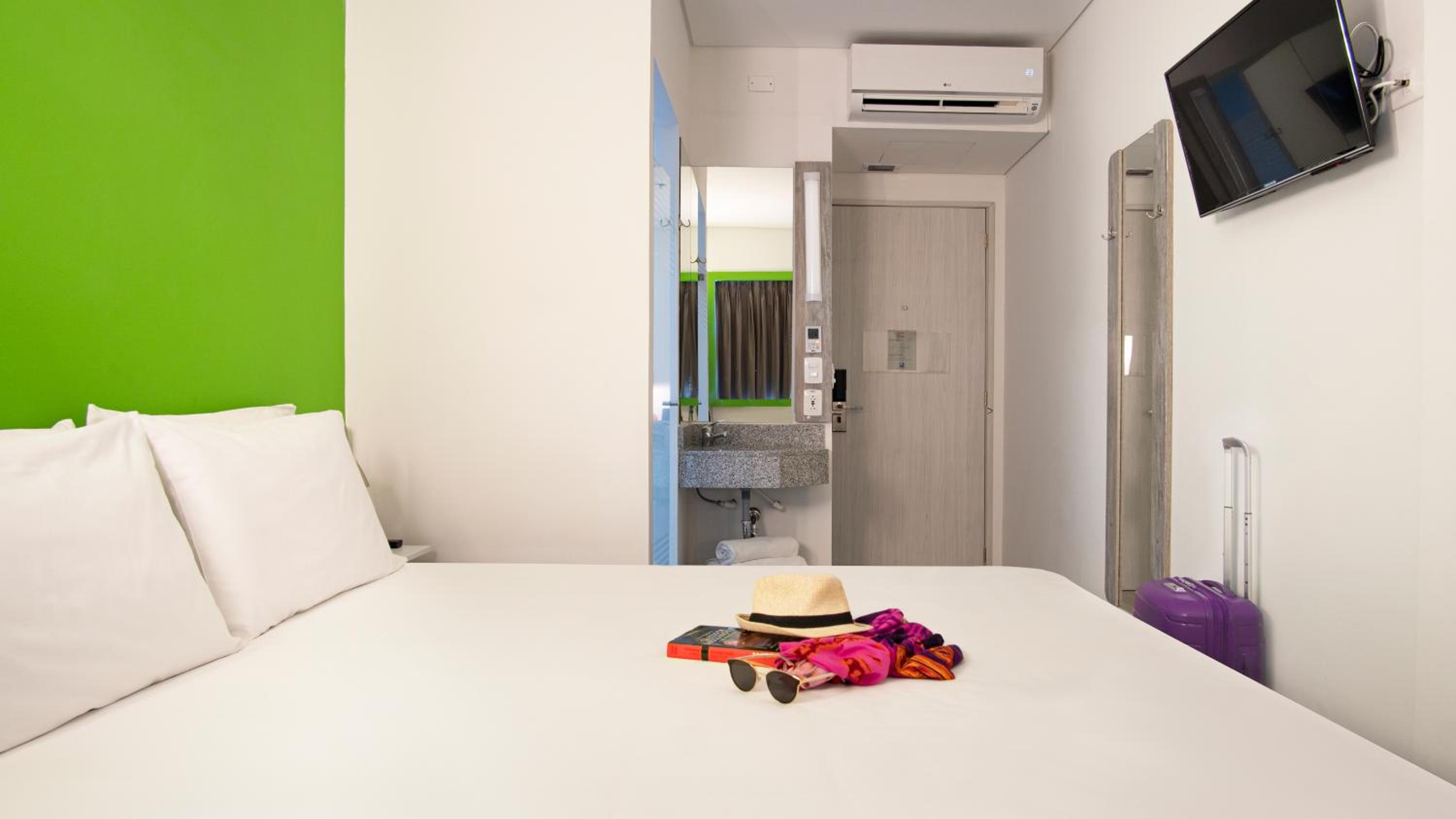 Double Room - Photo 2