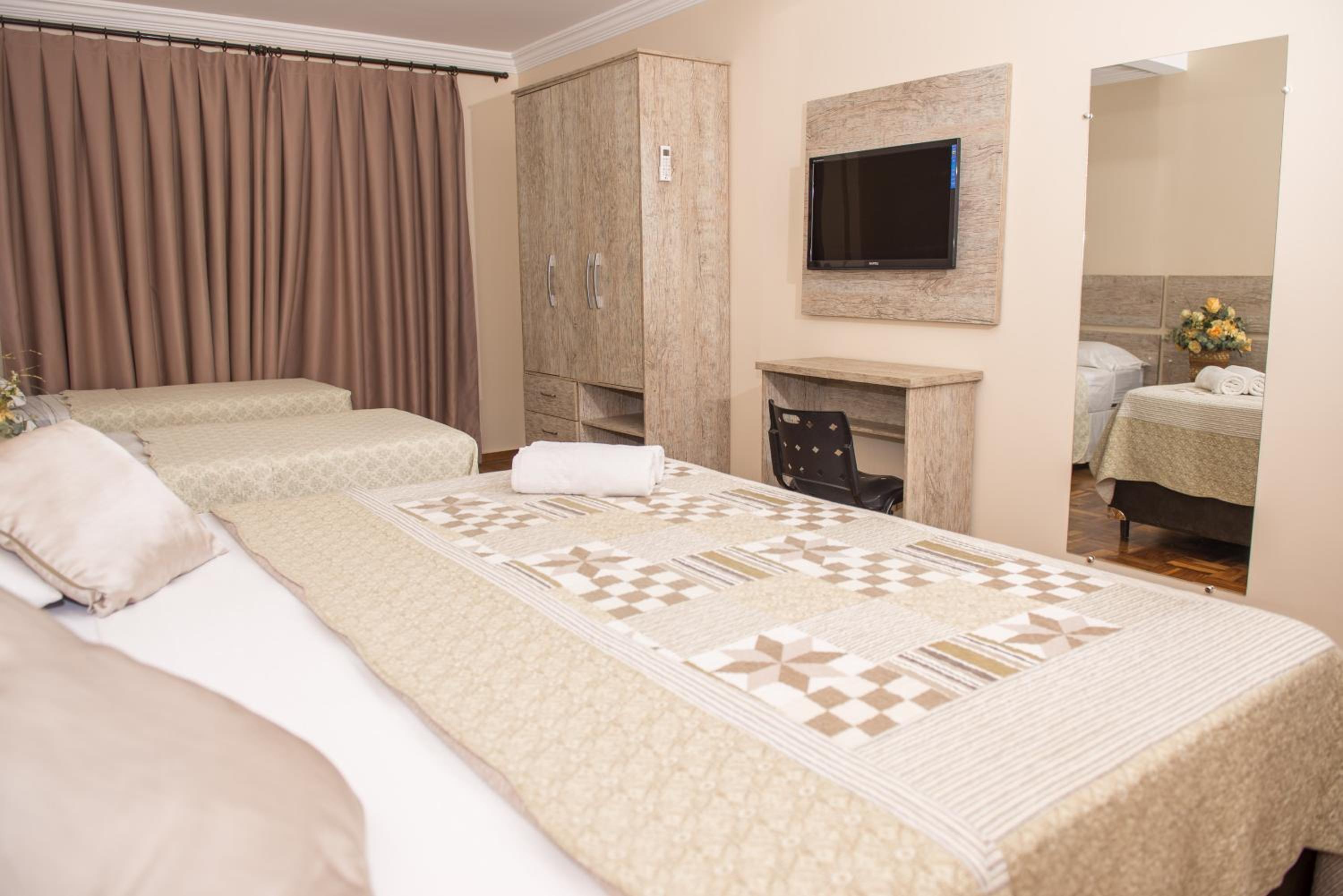 One-Bedroom Suite photo 1