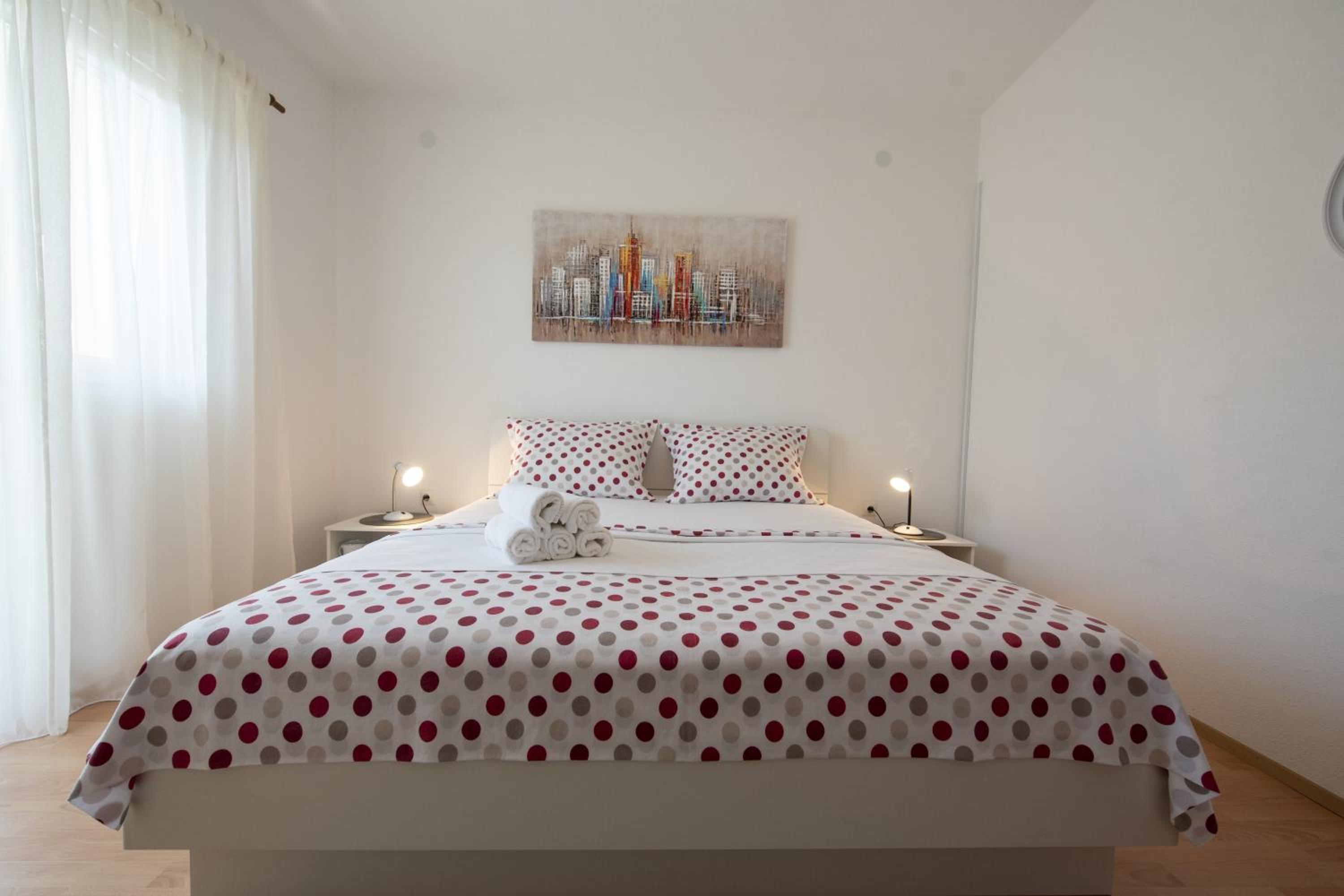 Three Bedroom Apartment with Terrace photo 1