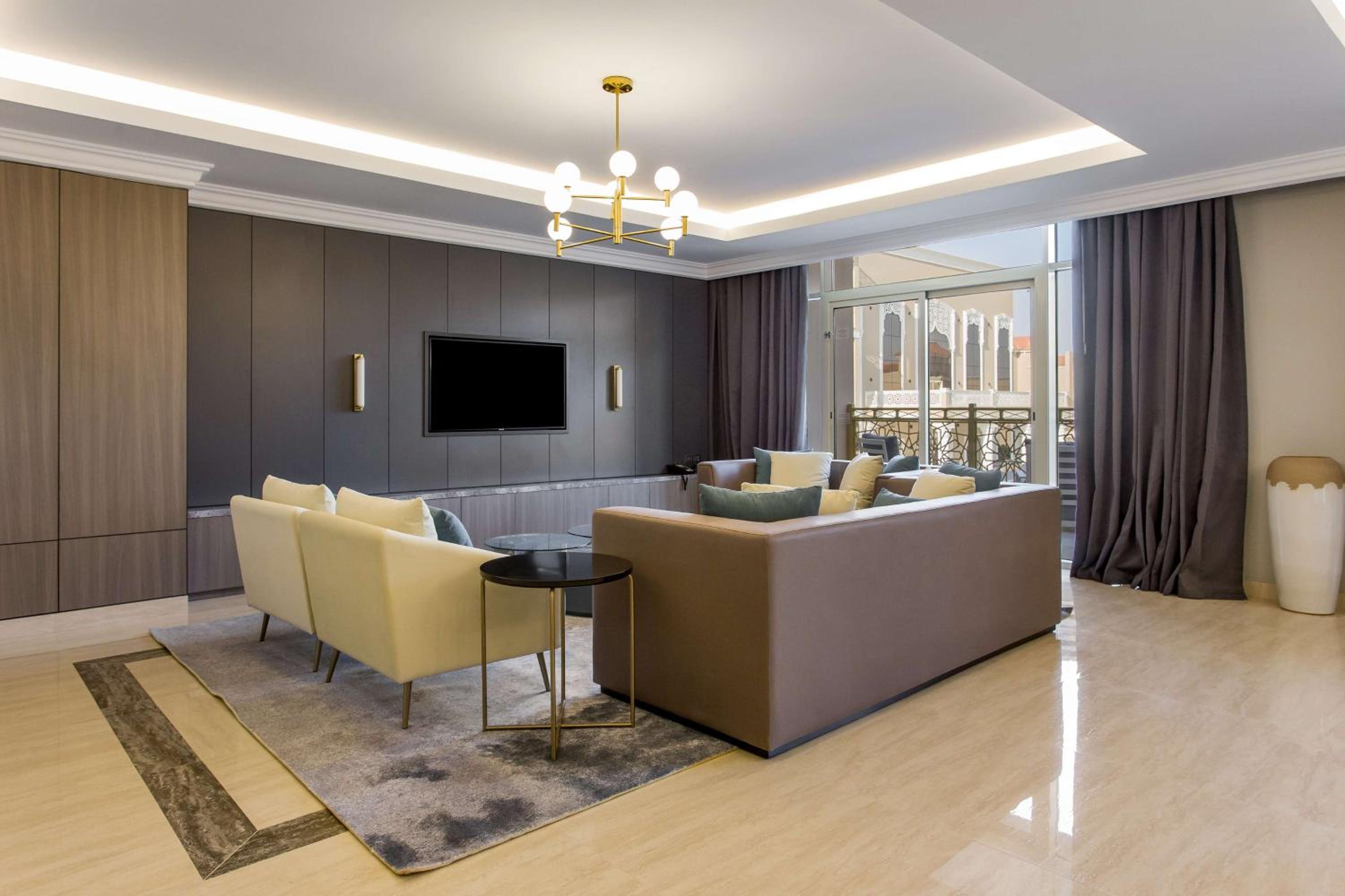 Two-Bedroom Duplex Suite - Photo 3