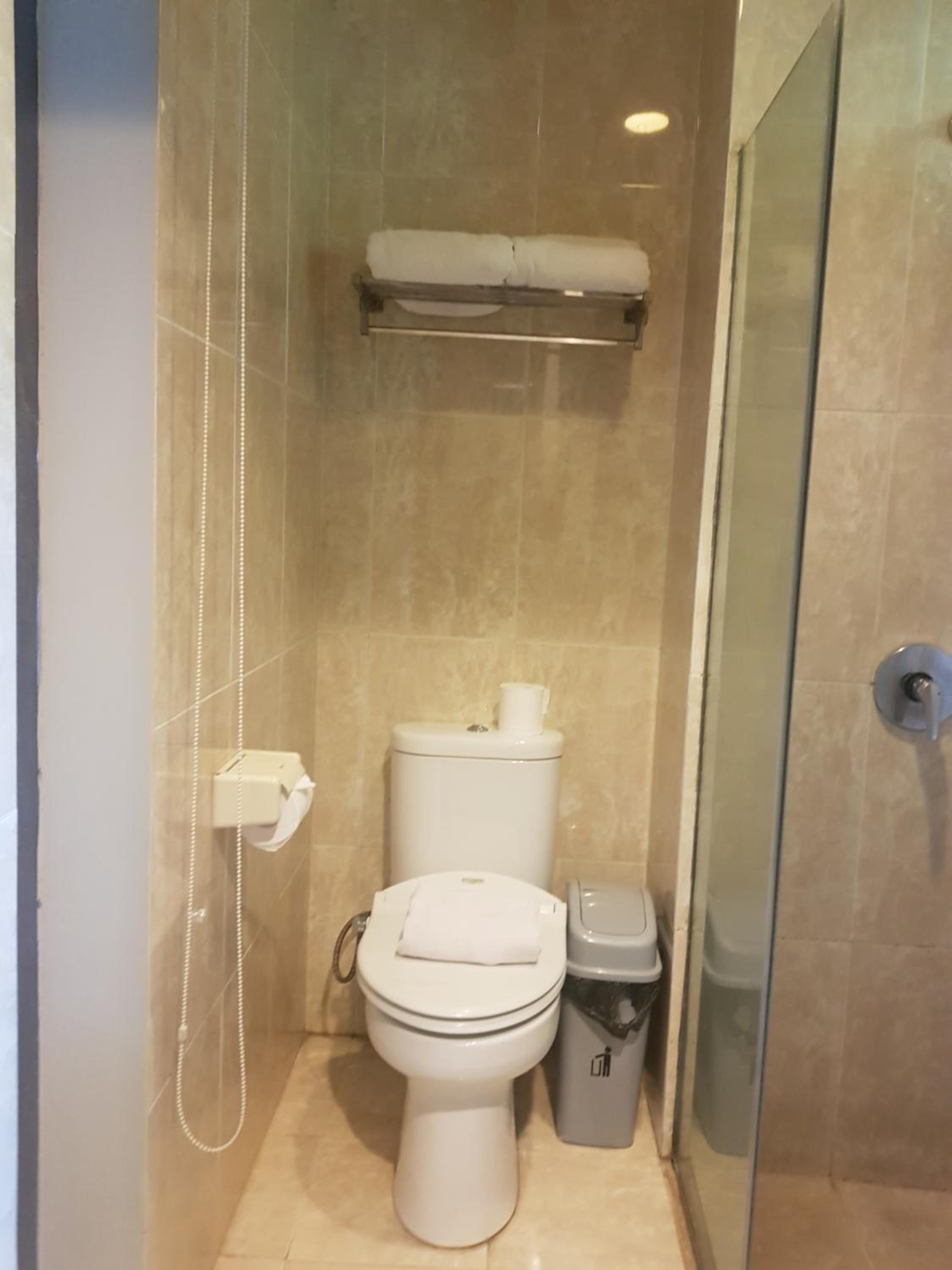 Deluxe Twin Room - Photo 10
