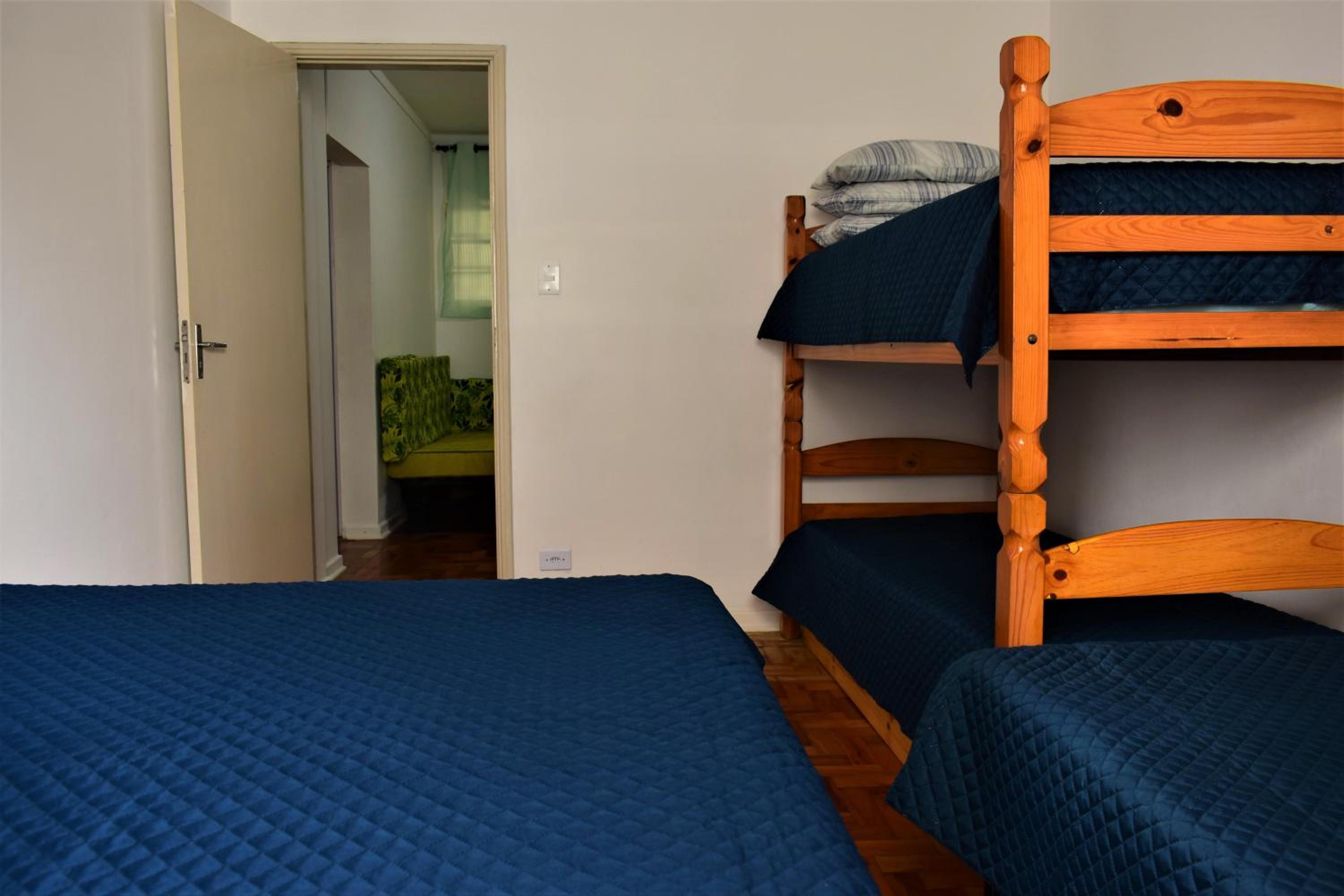 One-Bedroom Apartment - Photo 38