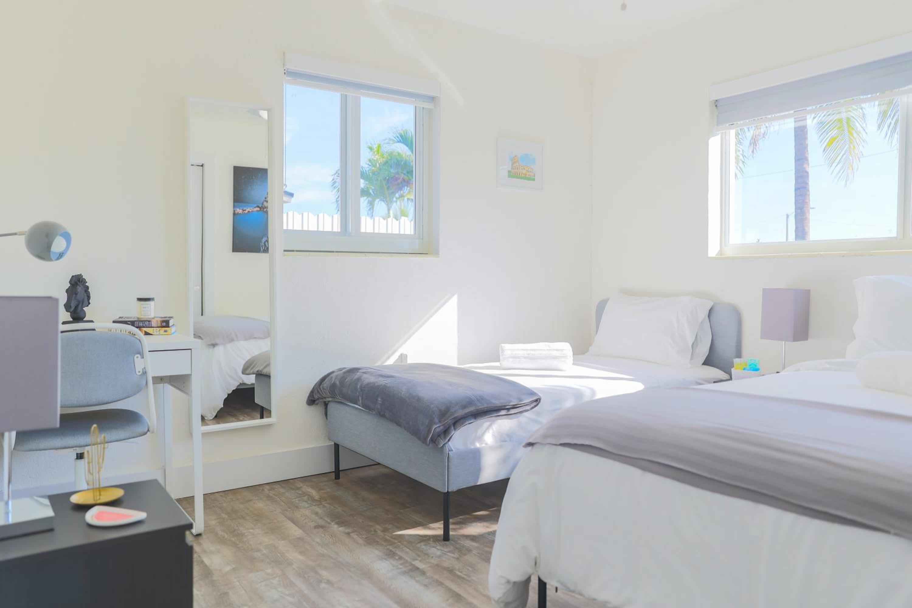 Three-Bedroom House photo 1