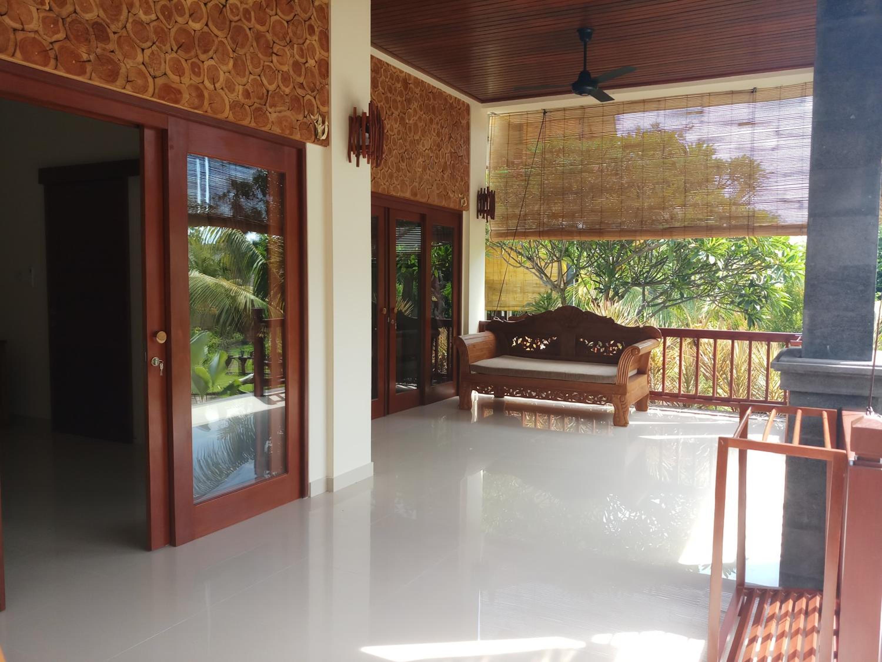 Family Room with Garden View - Photo 3